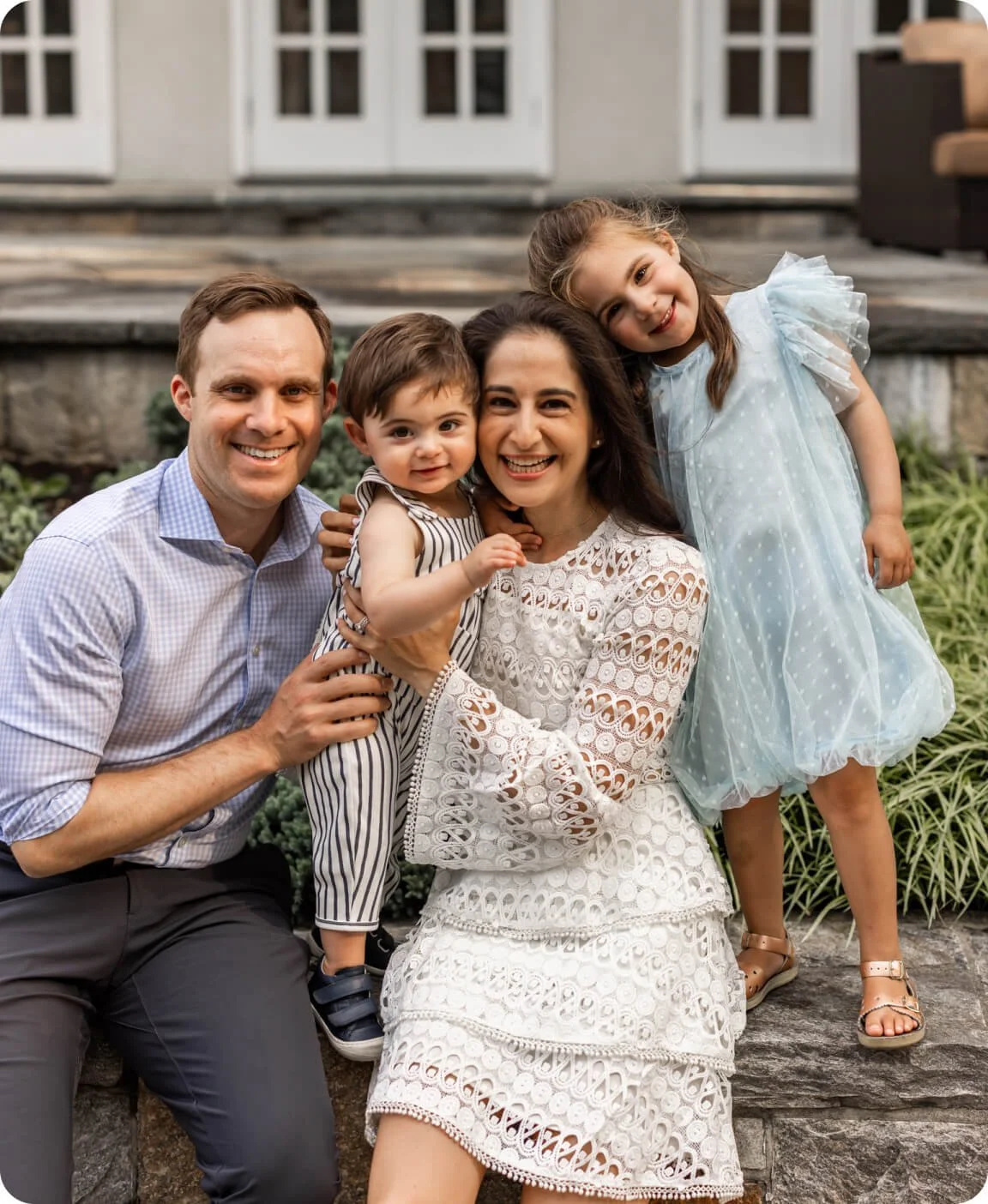 Melissa Schuster, RDN, nutrition expert for busy moms with her family