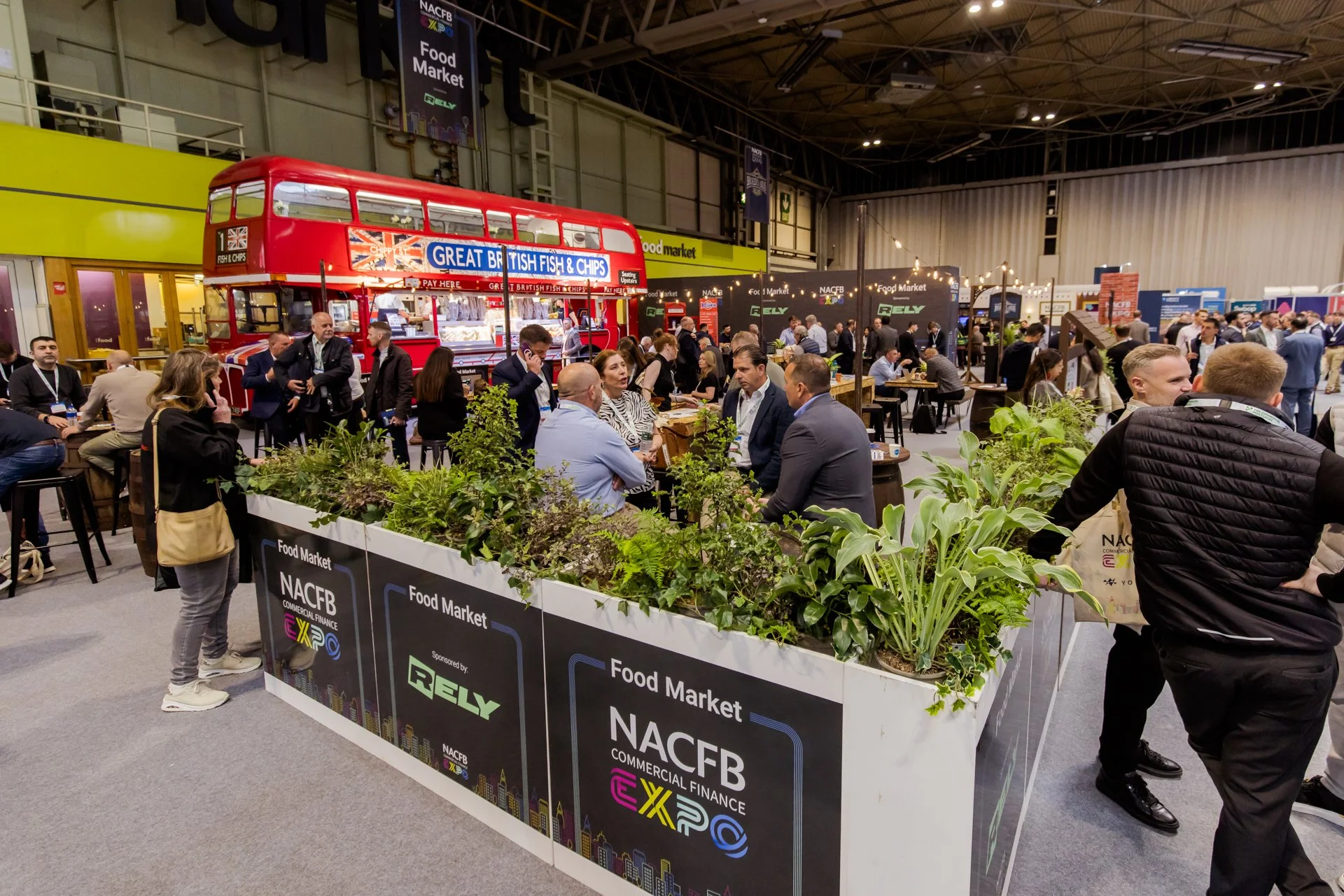 Exhibition-NACFBCommercialFInanceExpo-June2026©KateDarkins-217.jpg