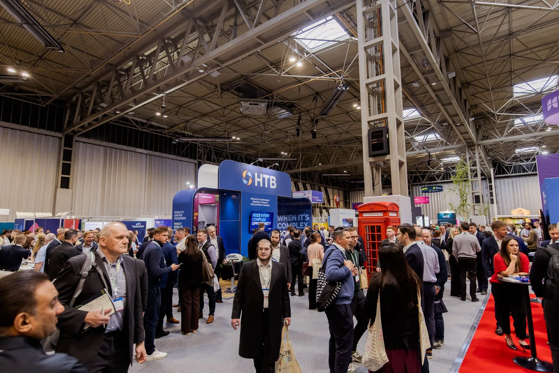 Exhibition-NACFBCommercialFInanceExpo-June2026©KateDarkins-214.jpg