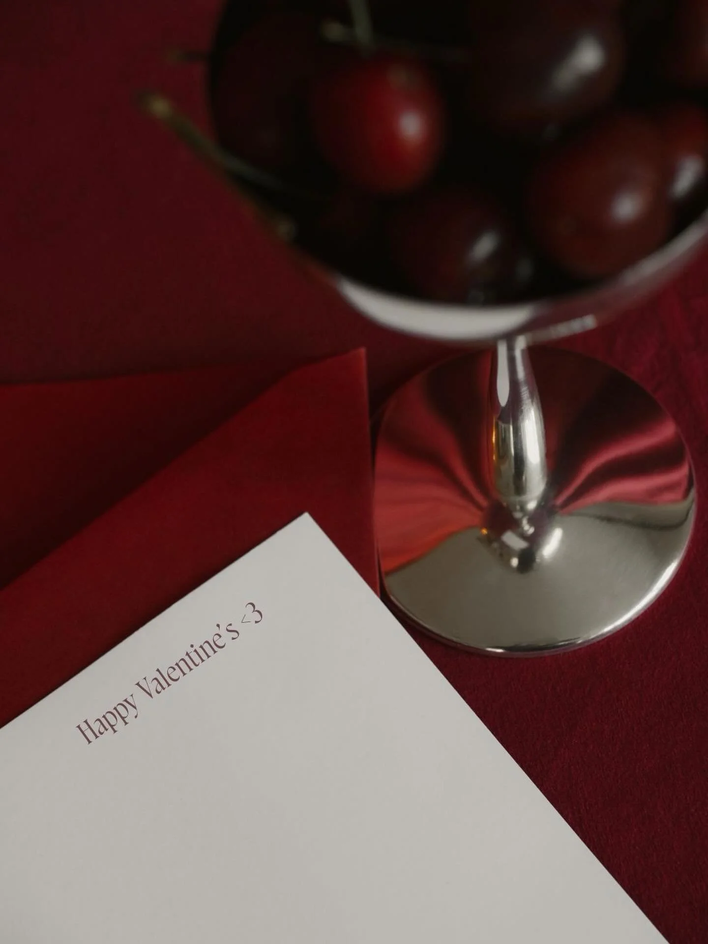 Ihanaa yst&auml;v&auml;np&auml;iv&auml;&auml; 💌 Toivottavasti p&auml;iv&auml;si on t&auml;ynn&auml; l&auml;mp&ouml;&auml;, naurua ja hyv&auml;&auml; energiaa 🤍