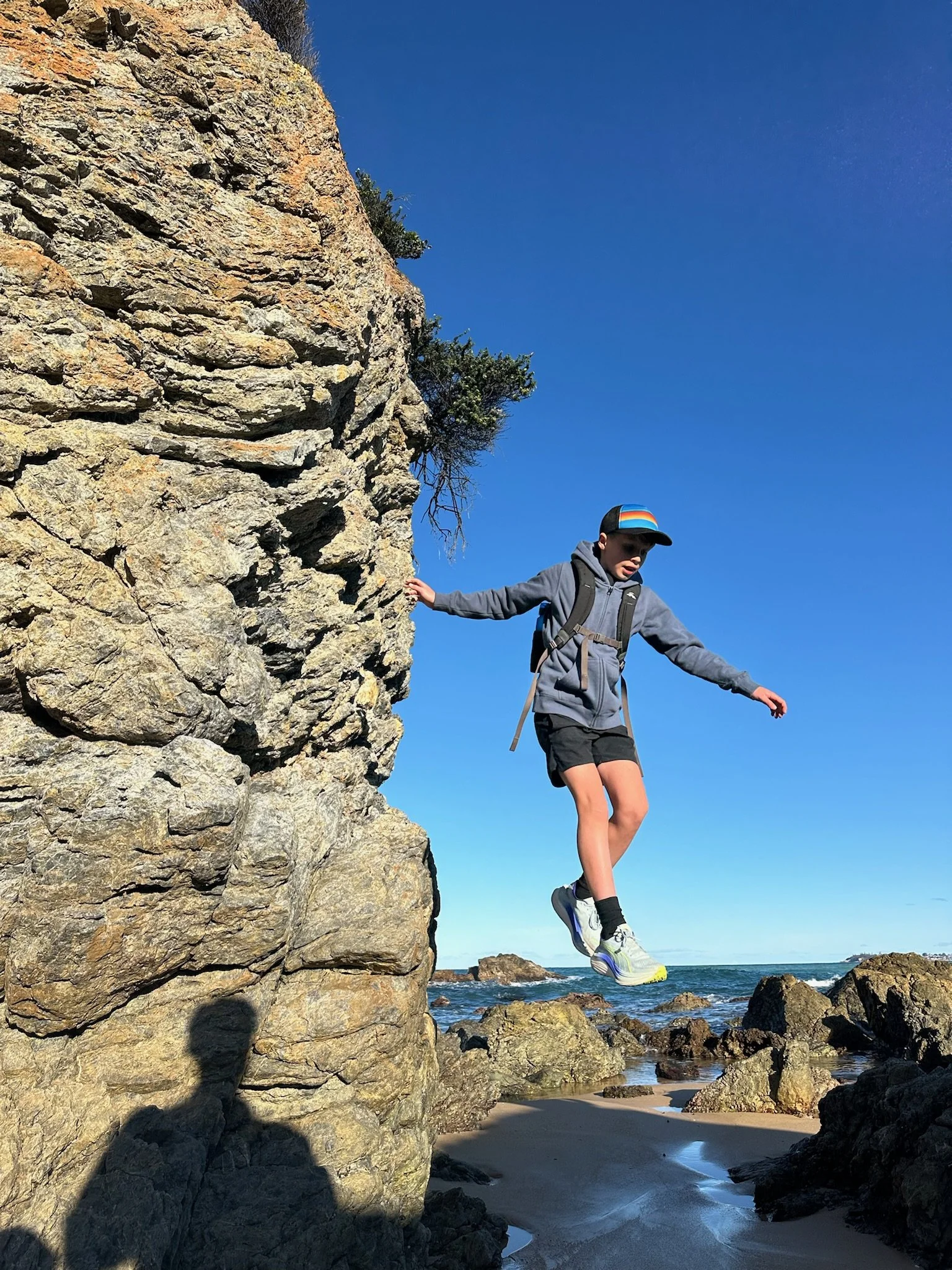 Archie defying gravity.