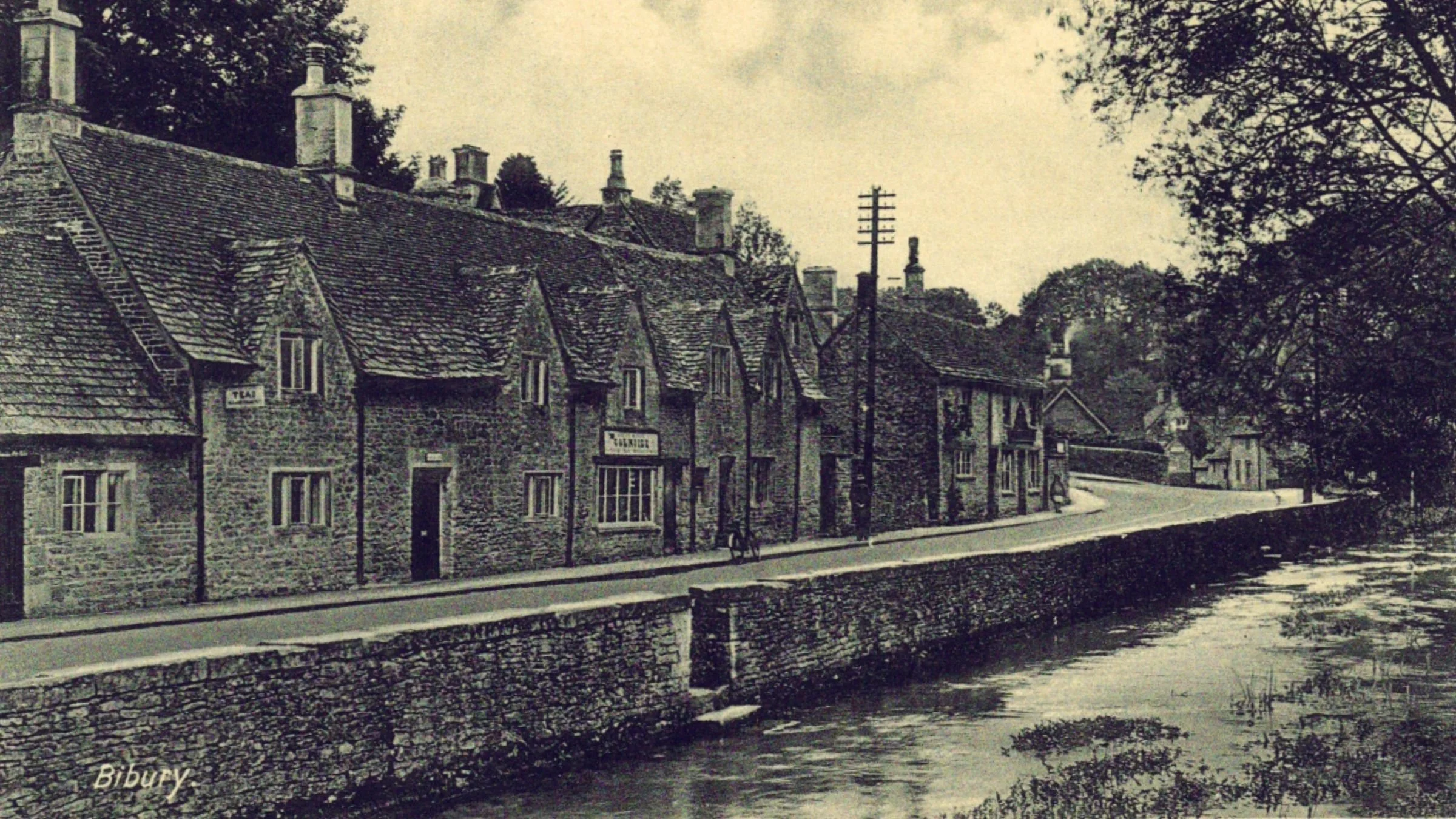 An old photograph of Eleven Bibury