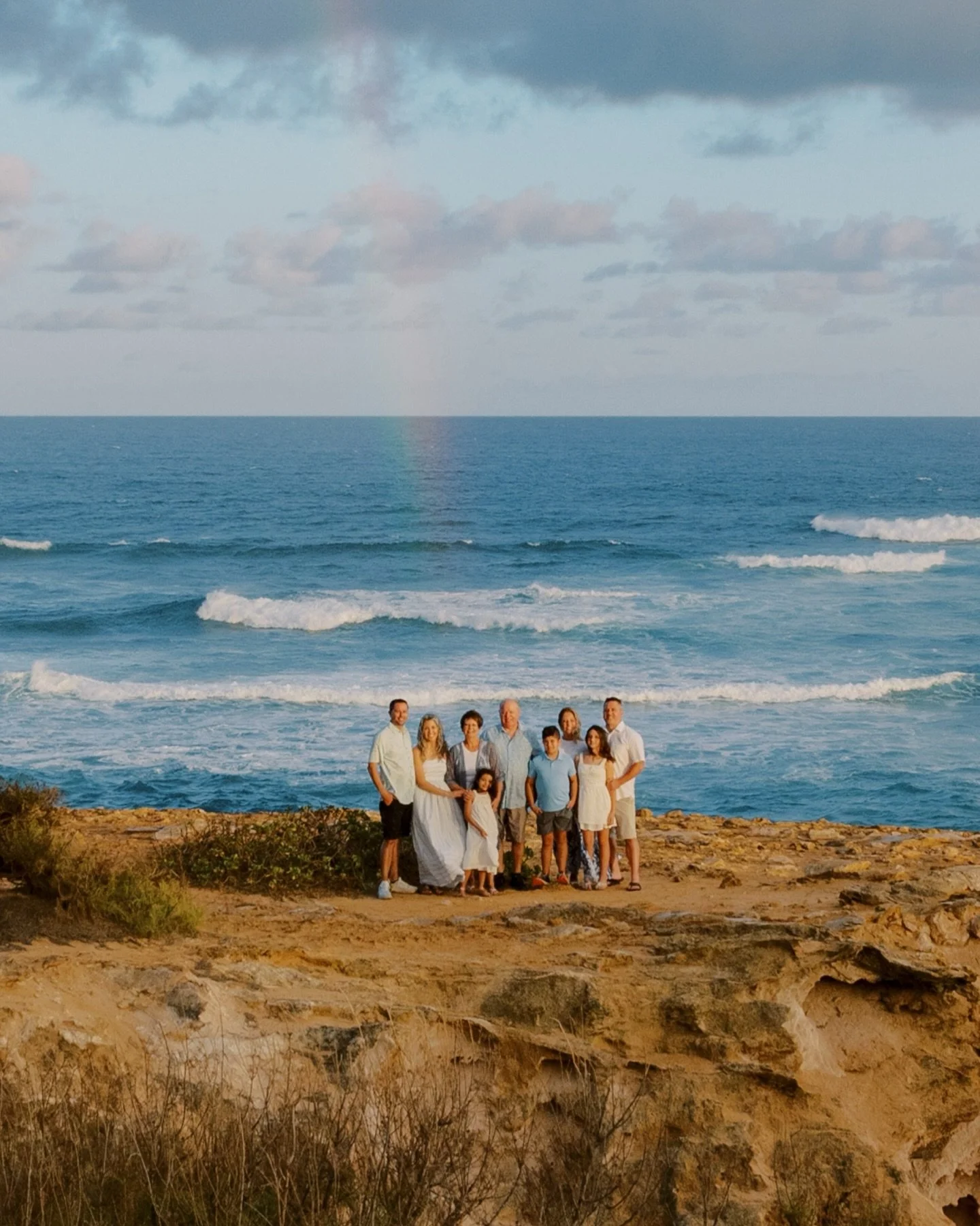 I paid God in good karma for that rainbow 🌈 

The highlight of my year was getting to photograph the Kelly family in Hawaii! I&rsquo;ll never be able to express my level of gratitude for this experience! 

Our kayak guide said this song was mine and