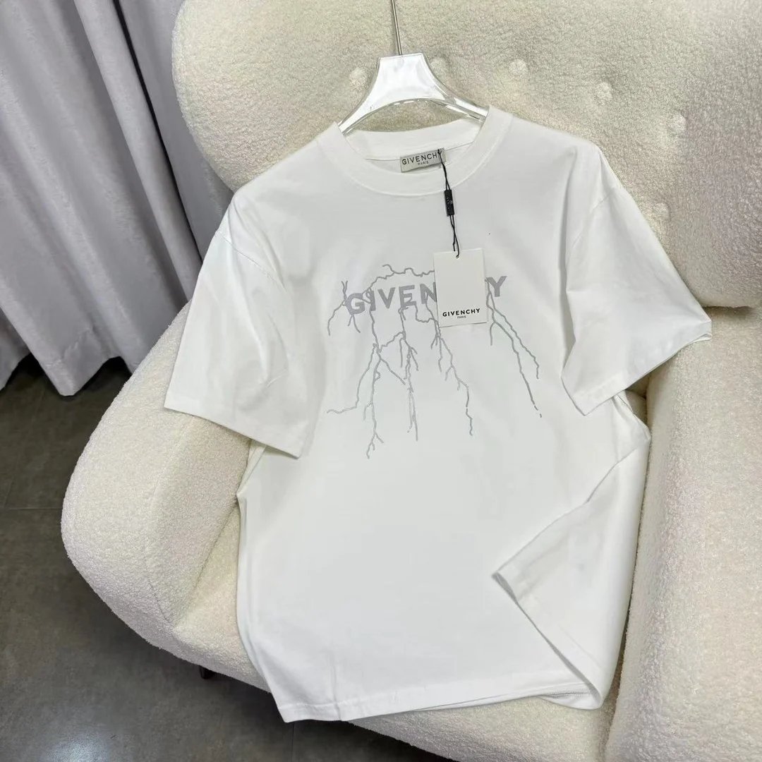 Givenchy T-shirt