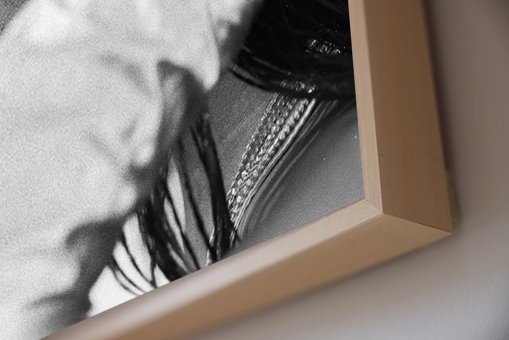 ML_American Diary_WW_Glazing into the sun_Detail.jpg