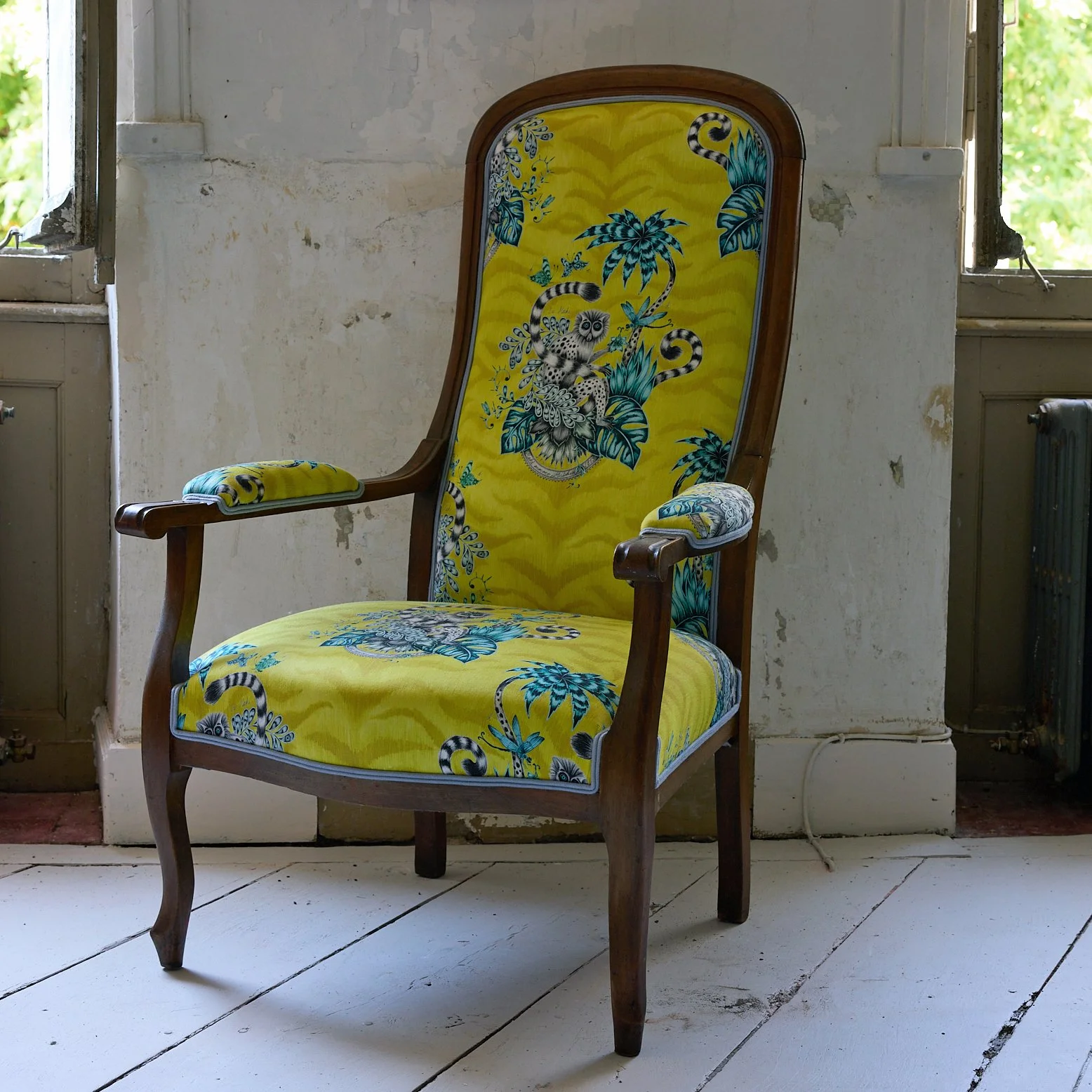 Brocante_La Duchesse en Pyjama_FAUTEUIL VOLTAIRE II_1.jpg