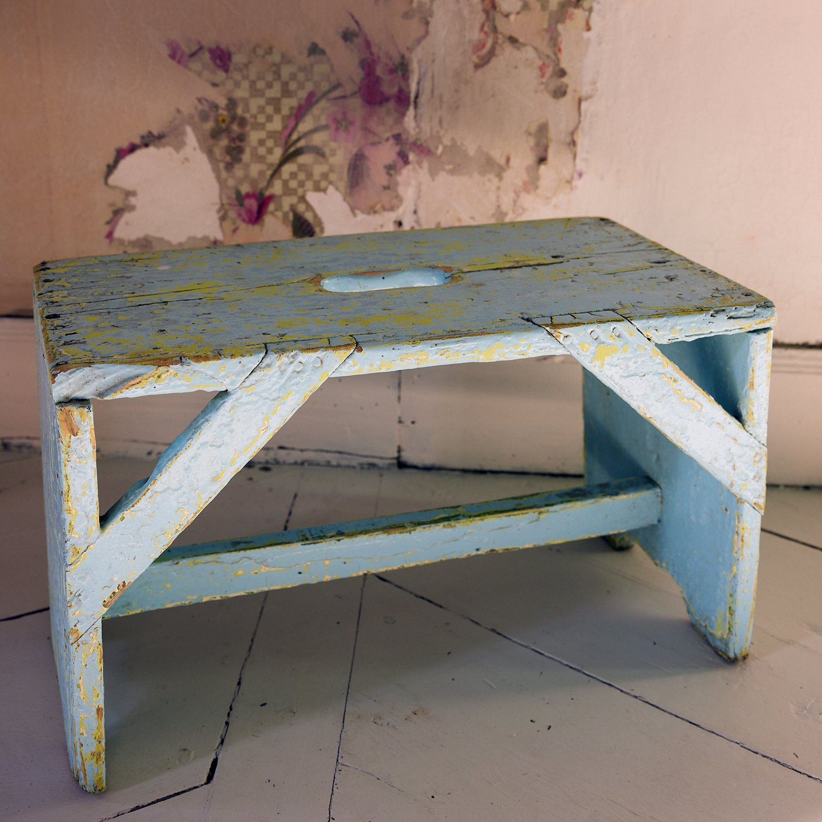 Brocante_La Duchesse en Pyjama_BANC DE LAITIERE 2A .jpg