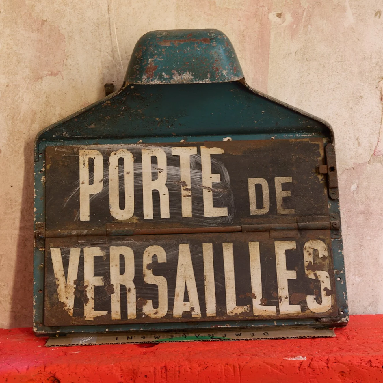 Brocante_La Duchesse en Pyjama_Mairie D'Issy 2 1.jpg