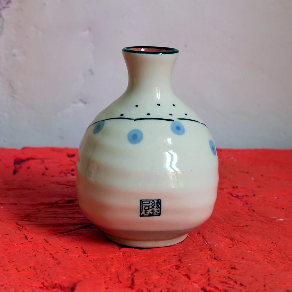Brocante_La Duchesse en Pyjama_PETIT VASE JAPONAIS I_2.jpg