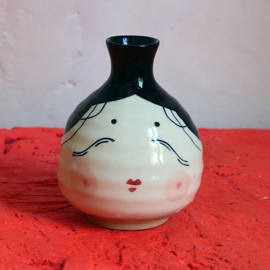 Brocante_La Duchesse en Pyjama_PETIT VASE JAPONAIS II_1.jpg