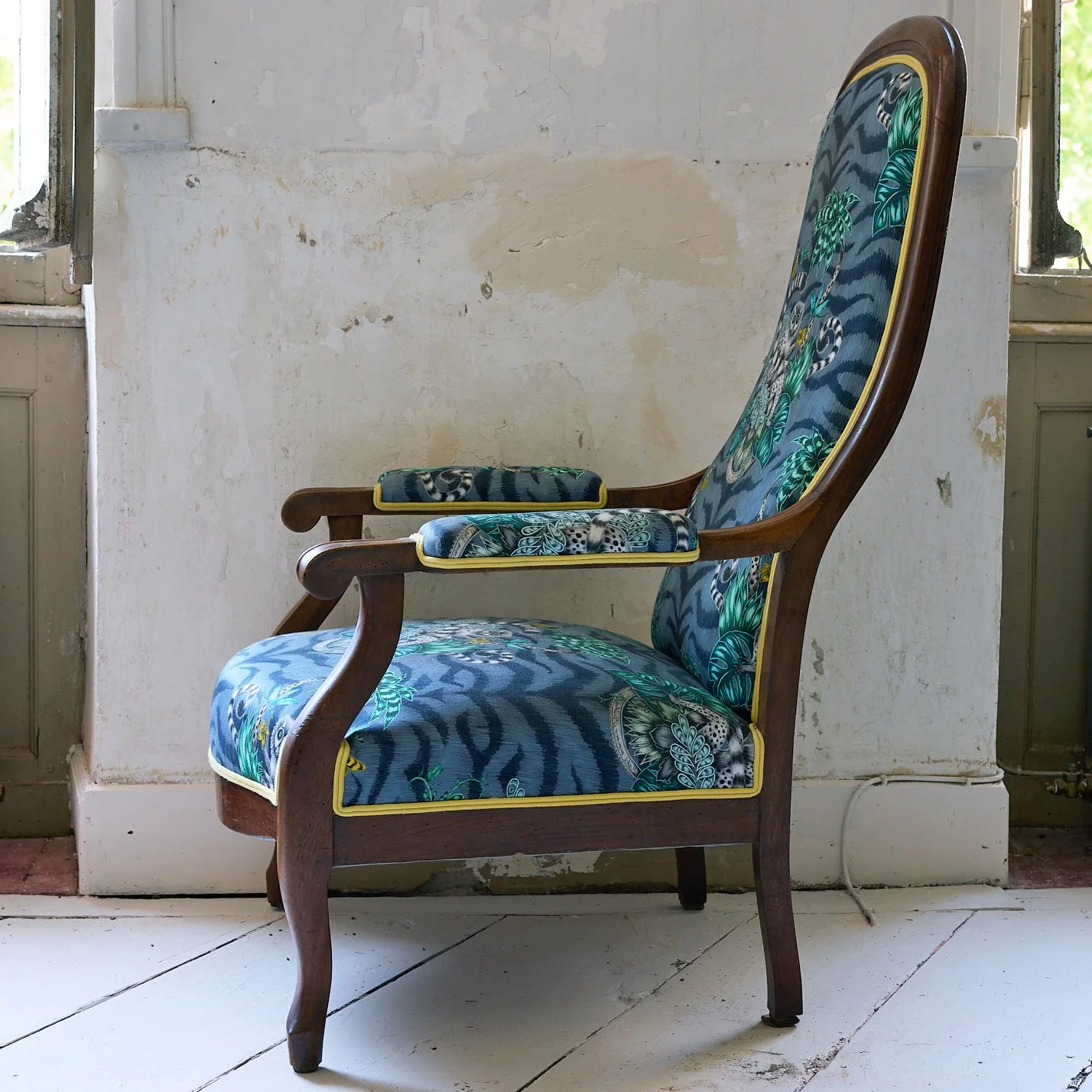Brocante_La Duchesse en Pyjama_FAUTEUIL VOLTAIRE I_3.jpg