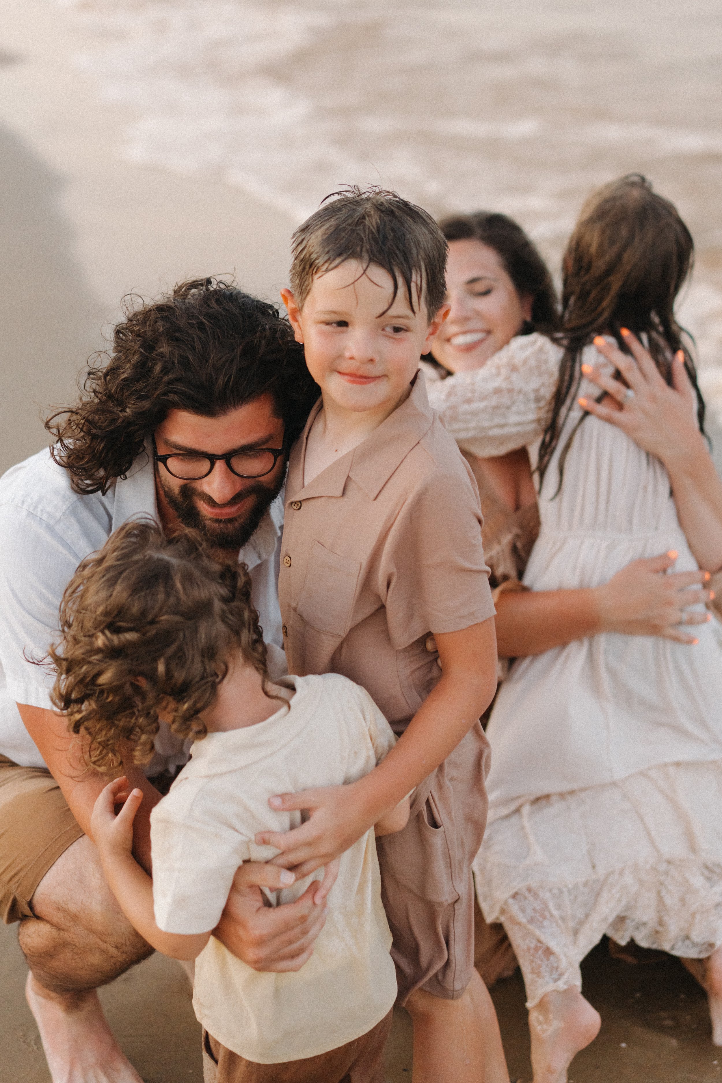Splashing beach session with the Jones’