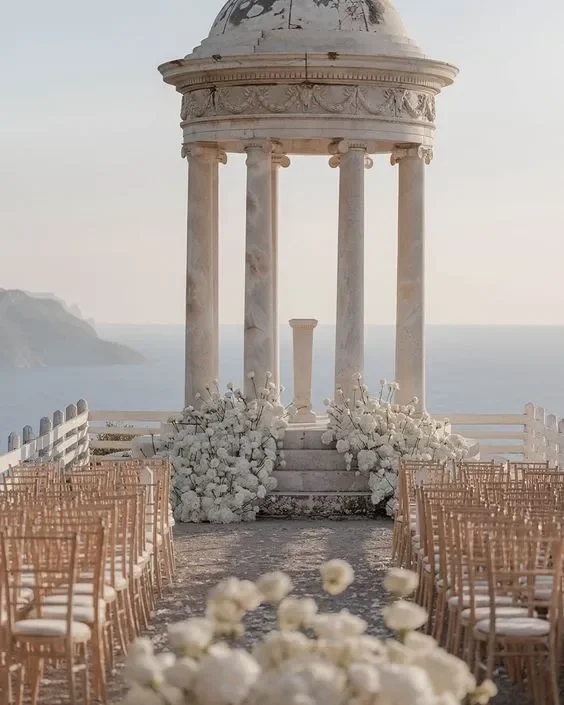 luxury-wedding-destination-spain.webp