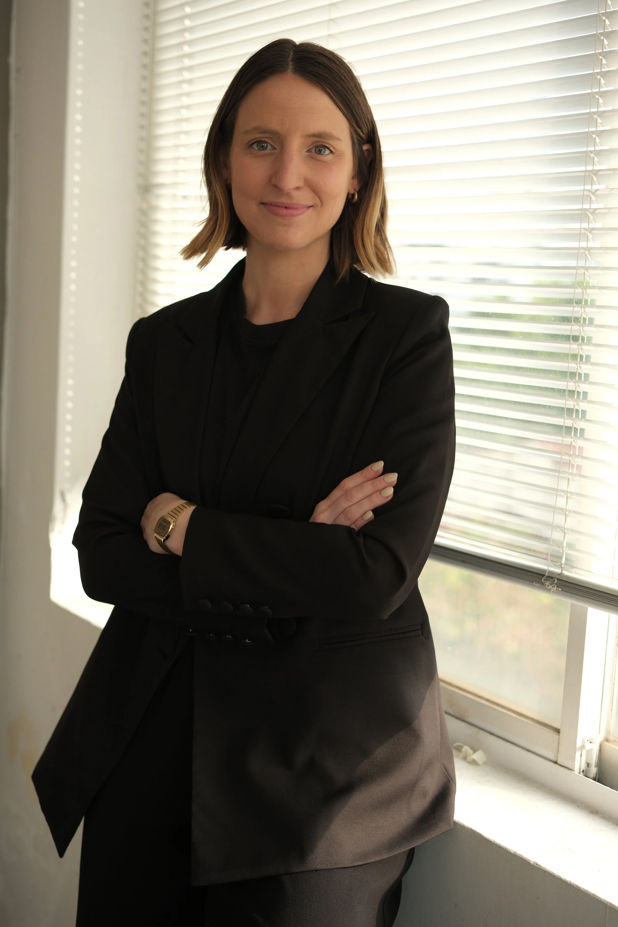 Carole Moda posing for the editorial shooting