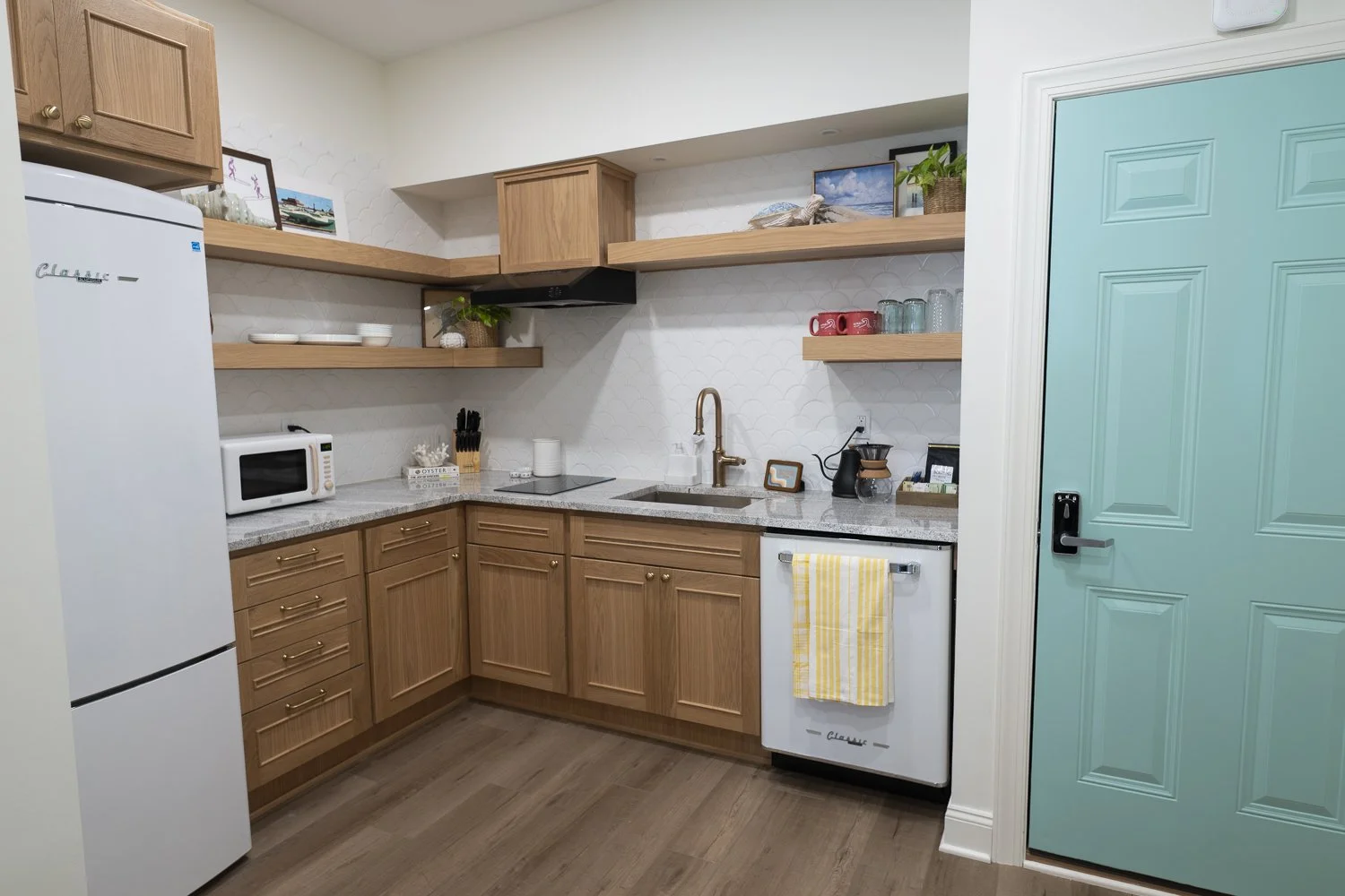 A kitchen made for vacation mode.