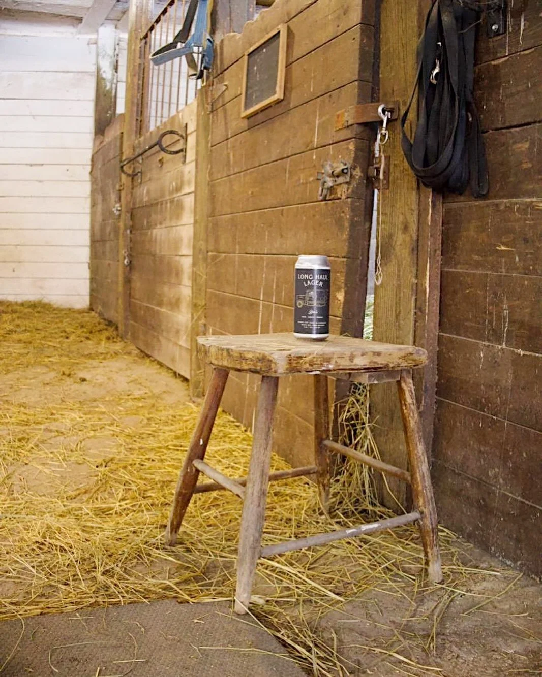 Rain&rsquo;s tapping on the roof, the wind&rsquo;s got a chill&mdash;but inside the barn, it&rsquo;s all warmth and good company 🌧️🐴 
Pull up a stool, wrap your hands around a dark lager, and let the storm roll by 🍻