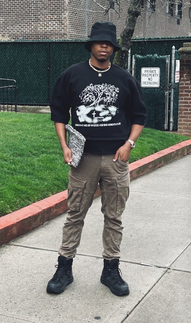 shoot black front.jpg
