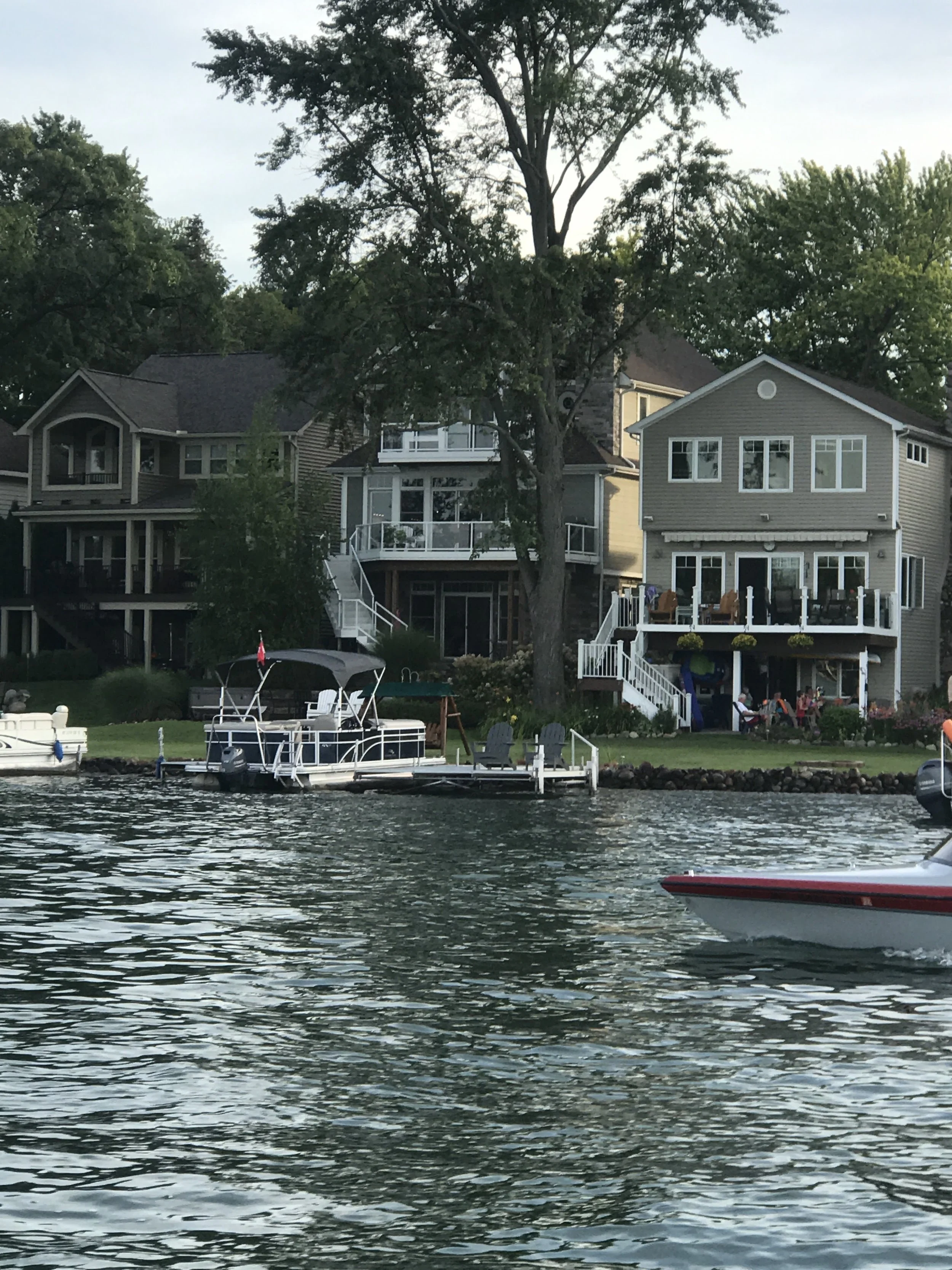 Lakefront Homes for Sale in South Lyon, Novi, Walled Lake &amp; Plymouth MI: Your Complete 2026 Buyer's Guide