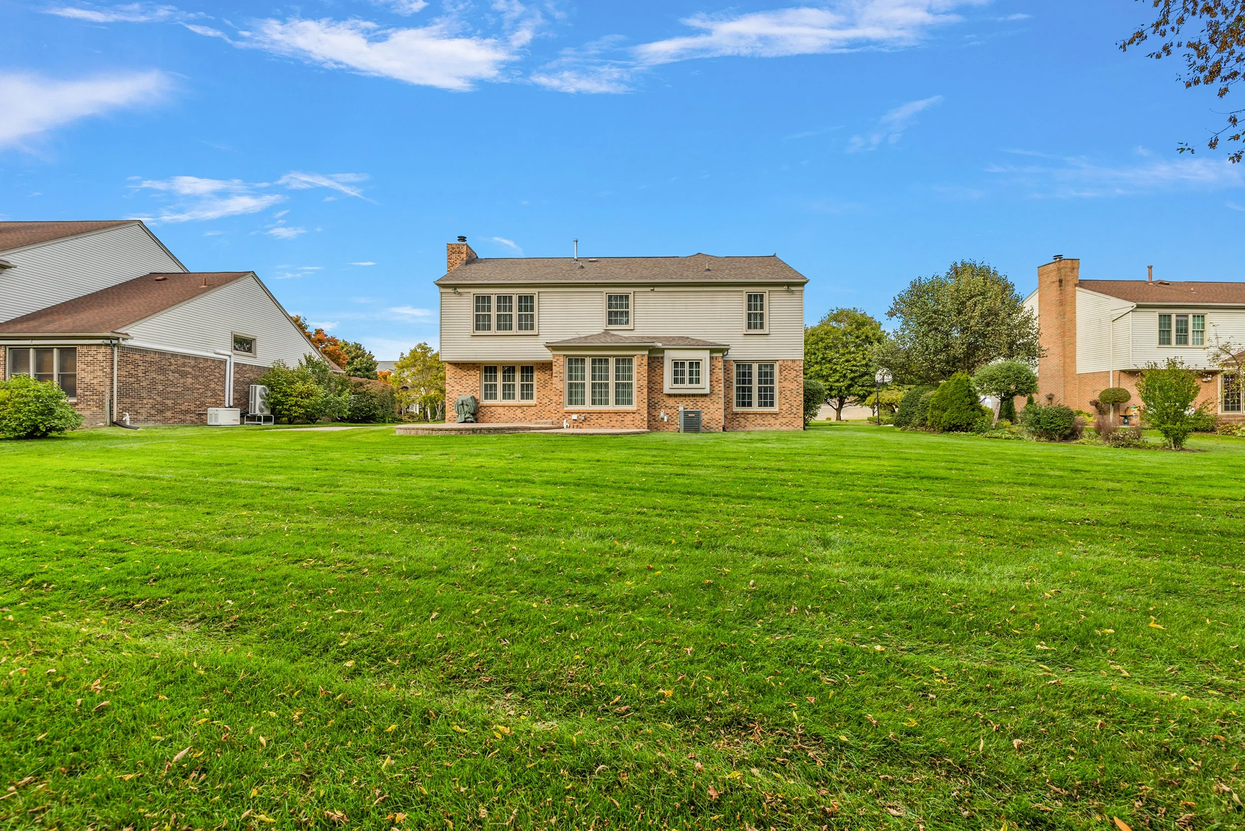 22-47651 Red Run Exterior-22.jpg