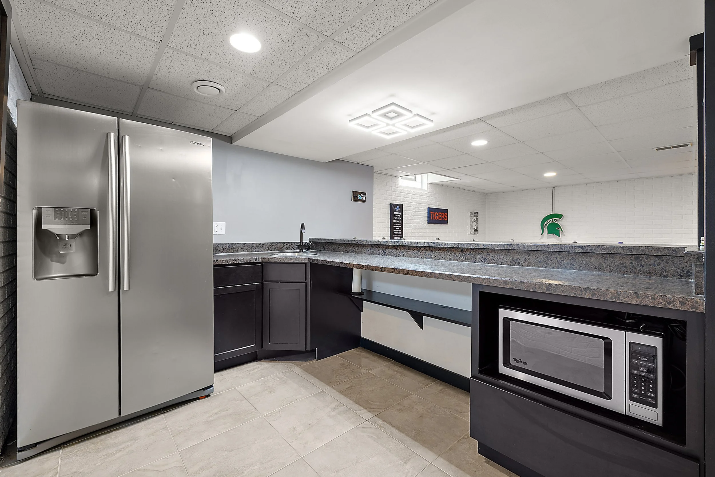 54-20929 Sunnydale St-54.jpg