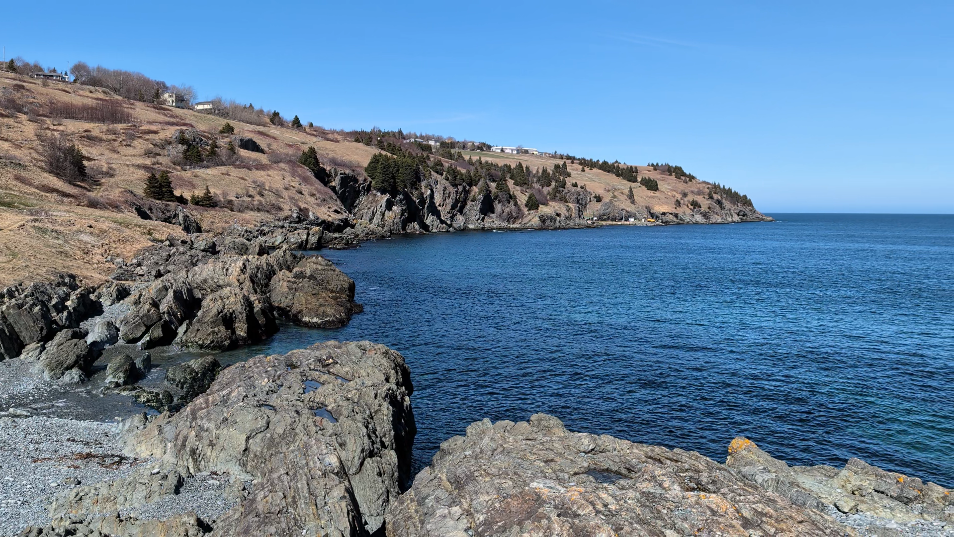 Another brilliant day is on tap for Thursday… but then we start to see some changes