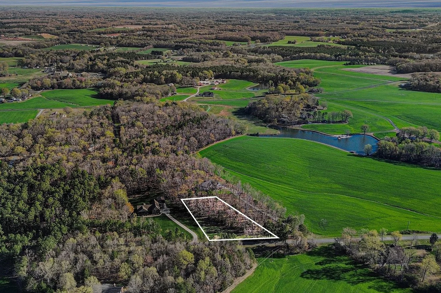 aerial view of a vacant lot in Monroe, NC ready for a home to built