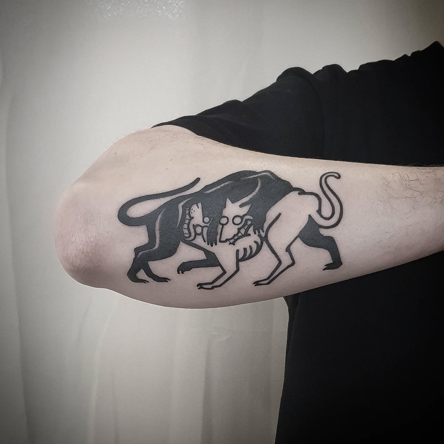 Merci Yan 🙏🤝🏻

#tatouage #tatouages #tatouagesnoirblanc  #tattoo #tattoos #blacktattoo #blacktattoos #encre #ink #blackink #blackart #onlyblackart #blackwork #blackworkersubmission #encr&eacute;s #swisstattoo #lagribouilletattoo #geneva #geneve #g