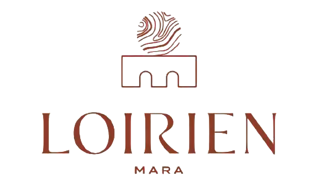 Logotipo de la marca 'Lorien' con una imagen de una cabeza de lobo estilizada en la parte superior