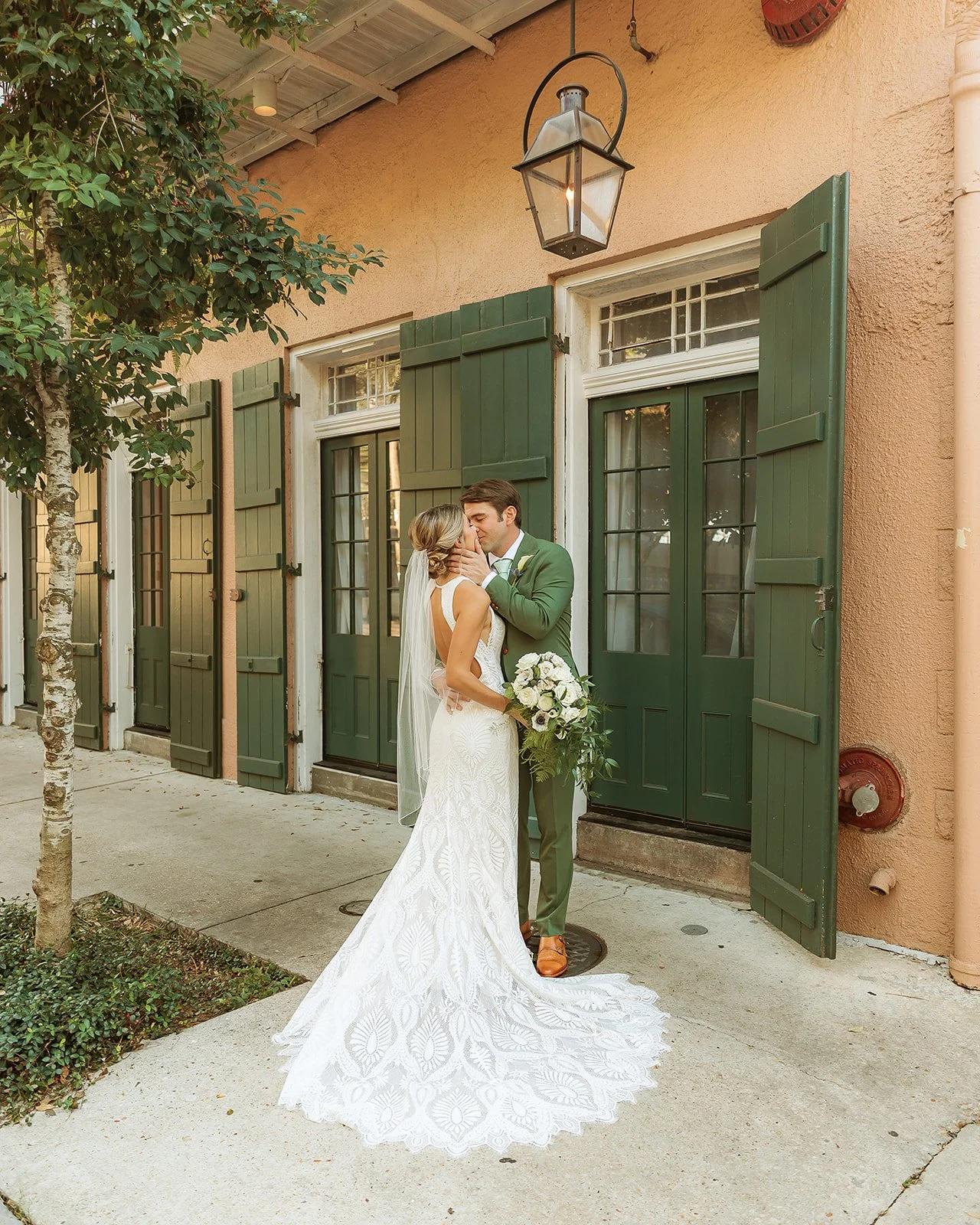 Final_WeddingSierraAndSutton_BGPortraits-34.jpg