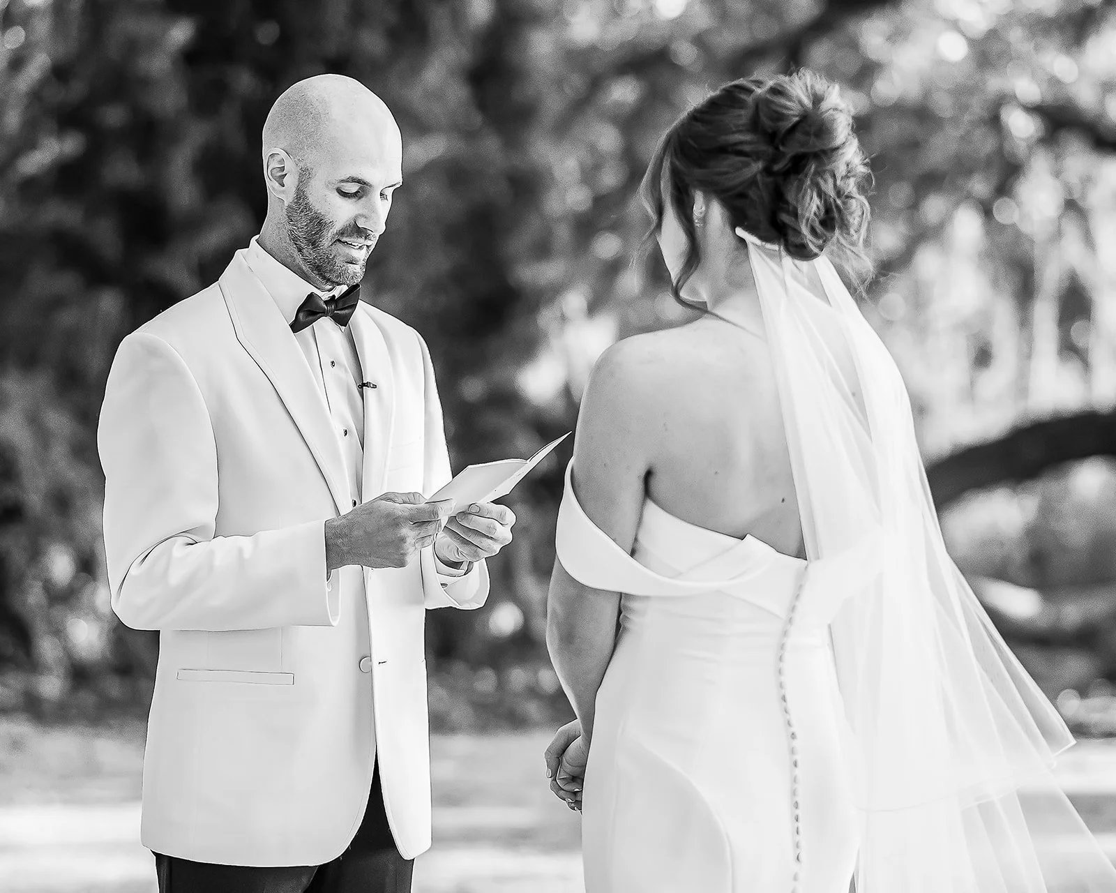Final_Wedding_MadisonParker_BGPortraitsFL_BW-17.jpg