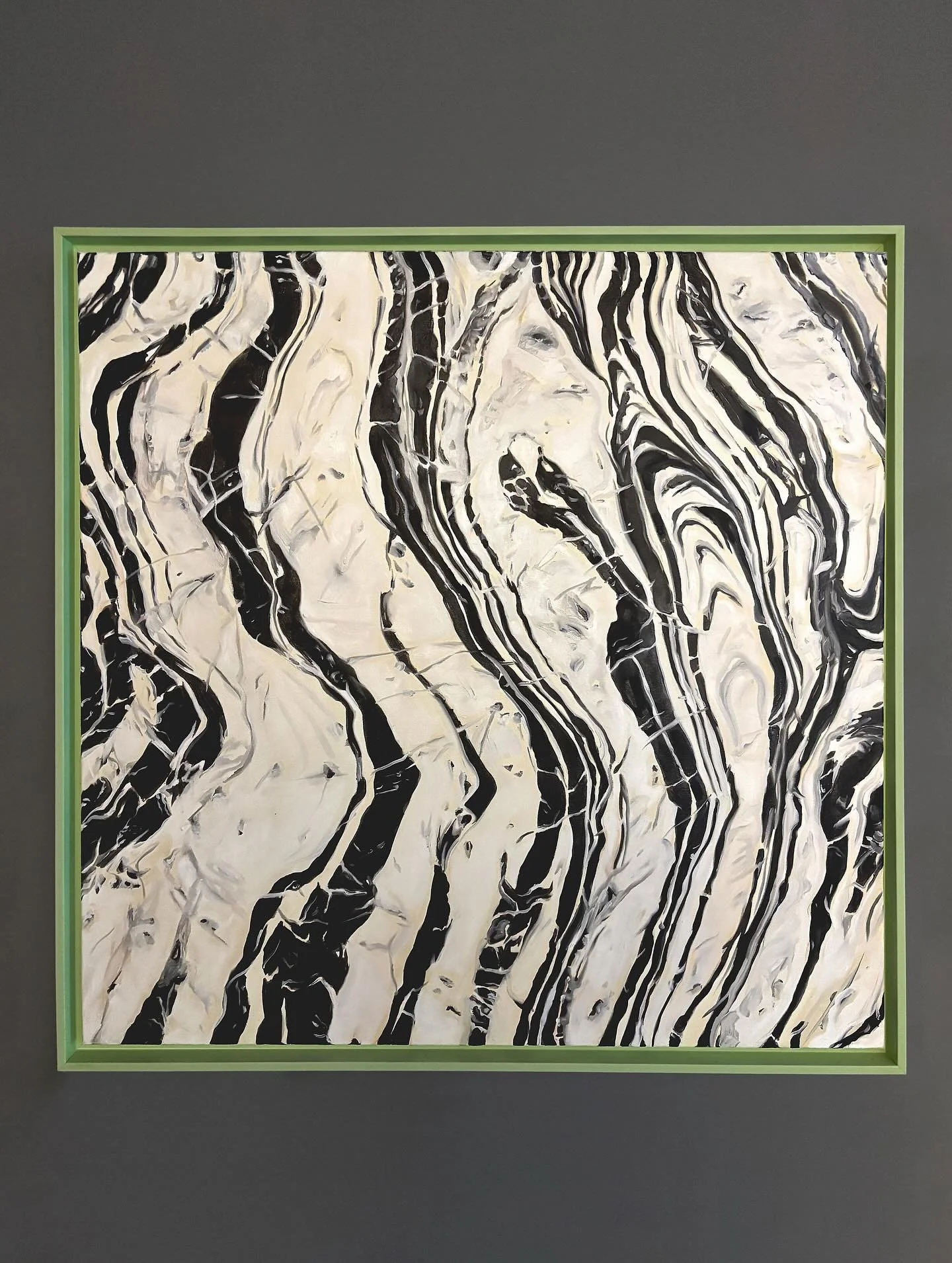 Wall Drama 🤍
Oil on canvas, 90 x 90 cm
.
.
#marble #painting #white #oiloncanvass #hostilehomeware #art #design