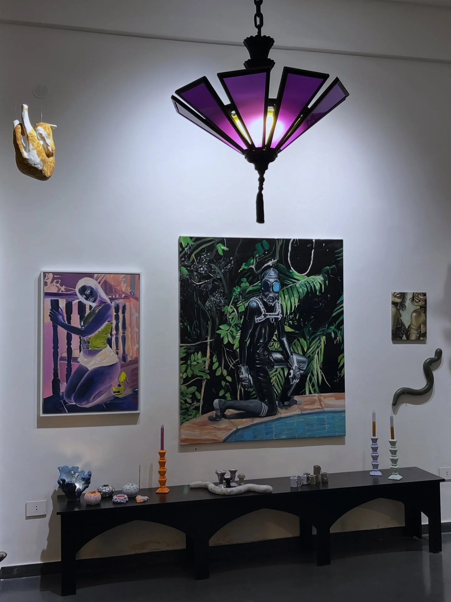 shots from 🦓INCOGNITA 🔮
website link in bio ✨ 
.
.
.
.
#hostilehomeware #decor #handmadecollectibles #uniquedesign #scifiartwork #incognita #grannycore #designshop #beirutgalleries #handmadedecor #cementart #oilpainting #customfurniture #marbleart