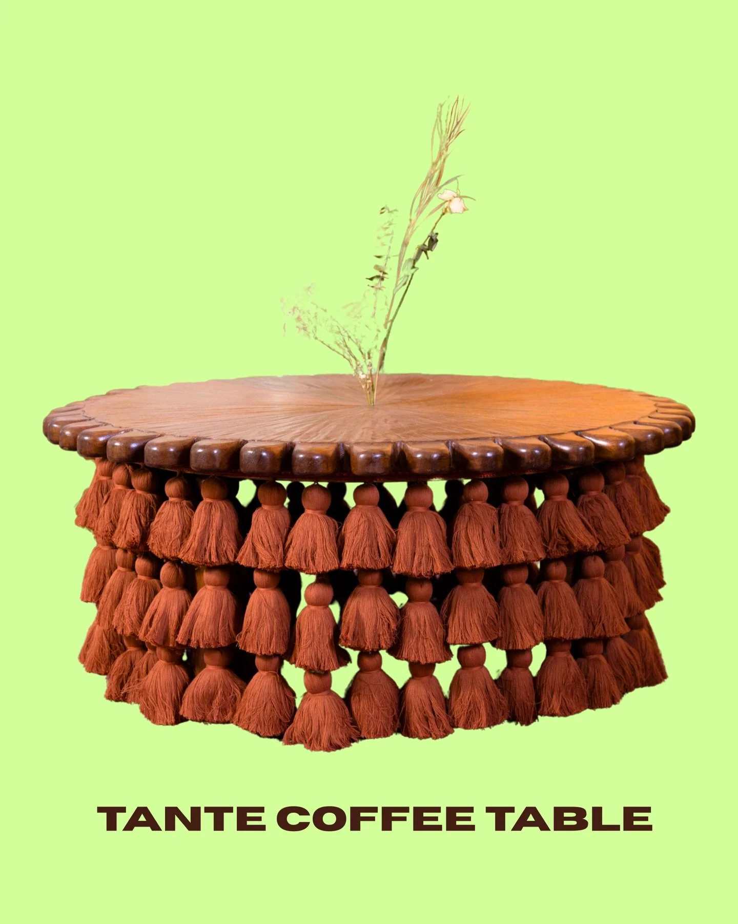 🐅TANTE Coffee Table 🐅
.
hand carved in African Walnut
+ floating illusion 
+ tiniest built-in vase for flowers n stuff
40 x 100 x 100 cm
.
pairs great with the TANTE armchair set duh DM for interest or custom furniture.
.
.
.
.
#hostilehomeware #cu