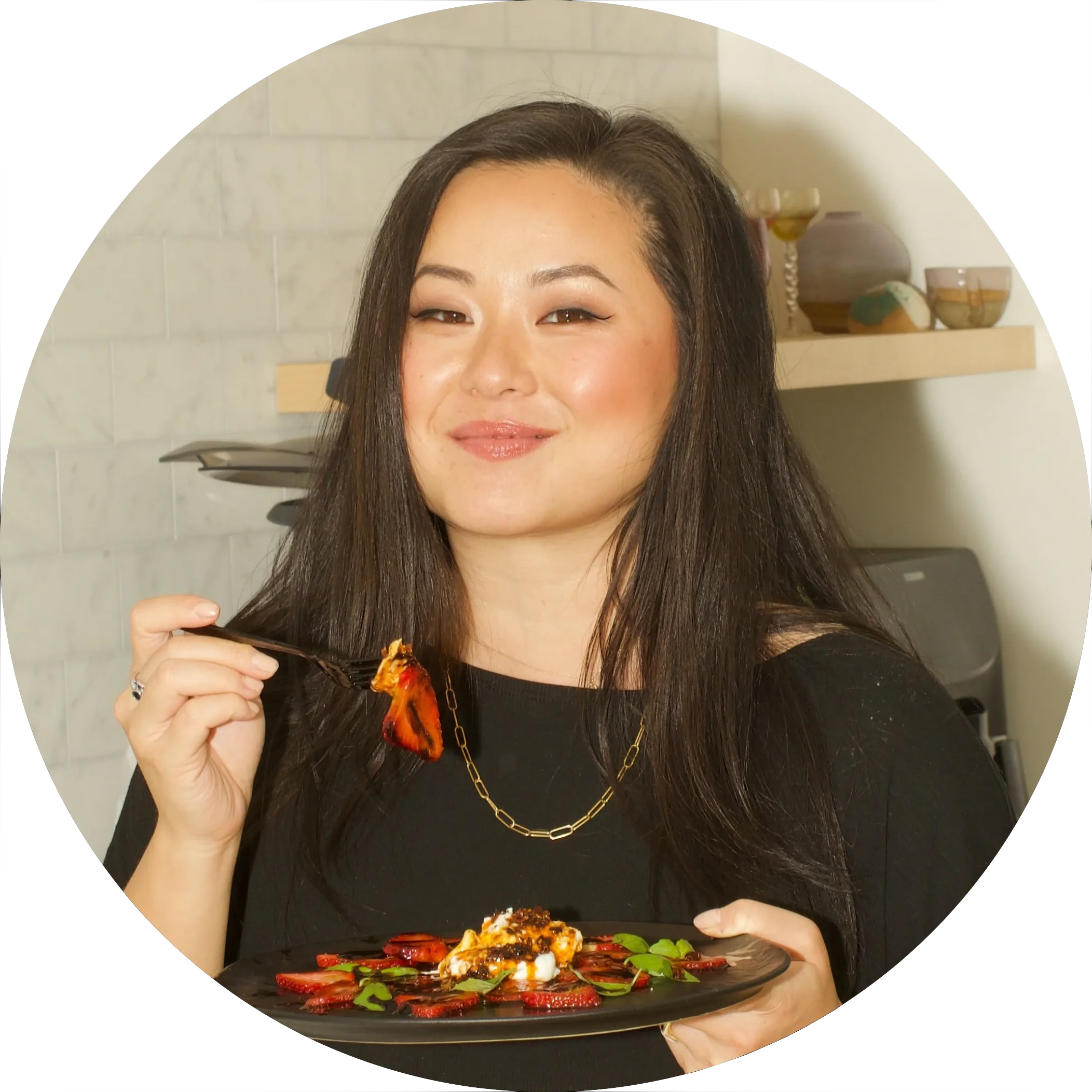 Jing round headshot.png