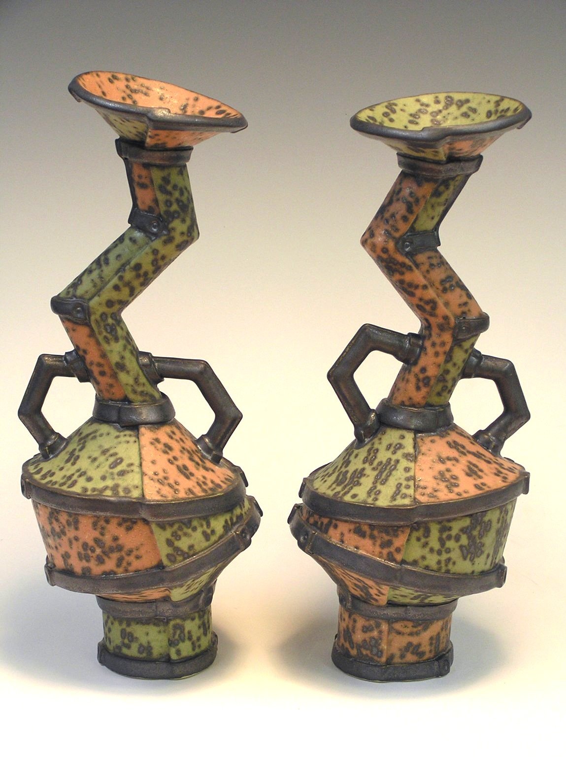 Industrial Amphorae
Handbuilt Porcelain