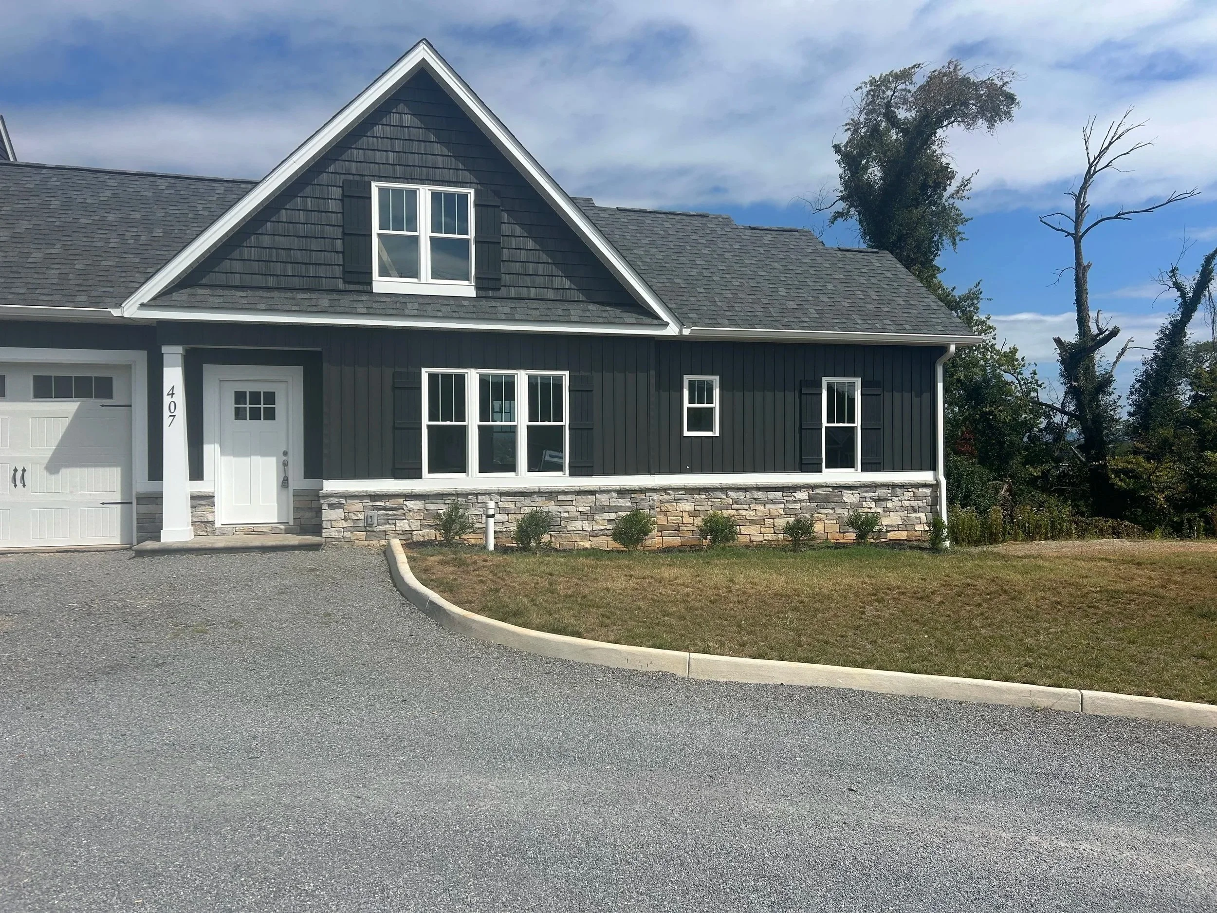 407 Kimball Ave - FOR SALE