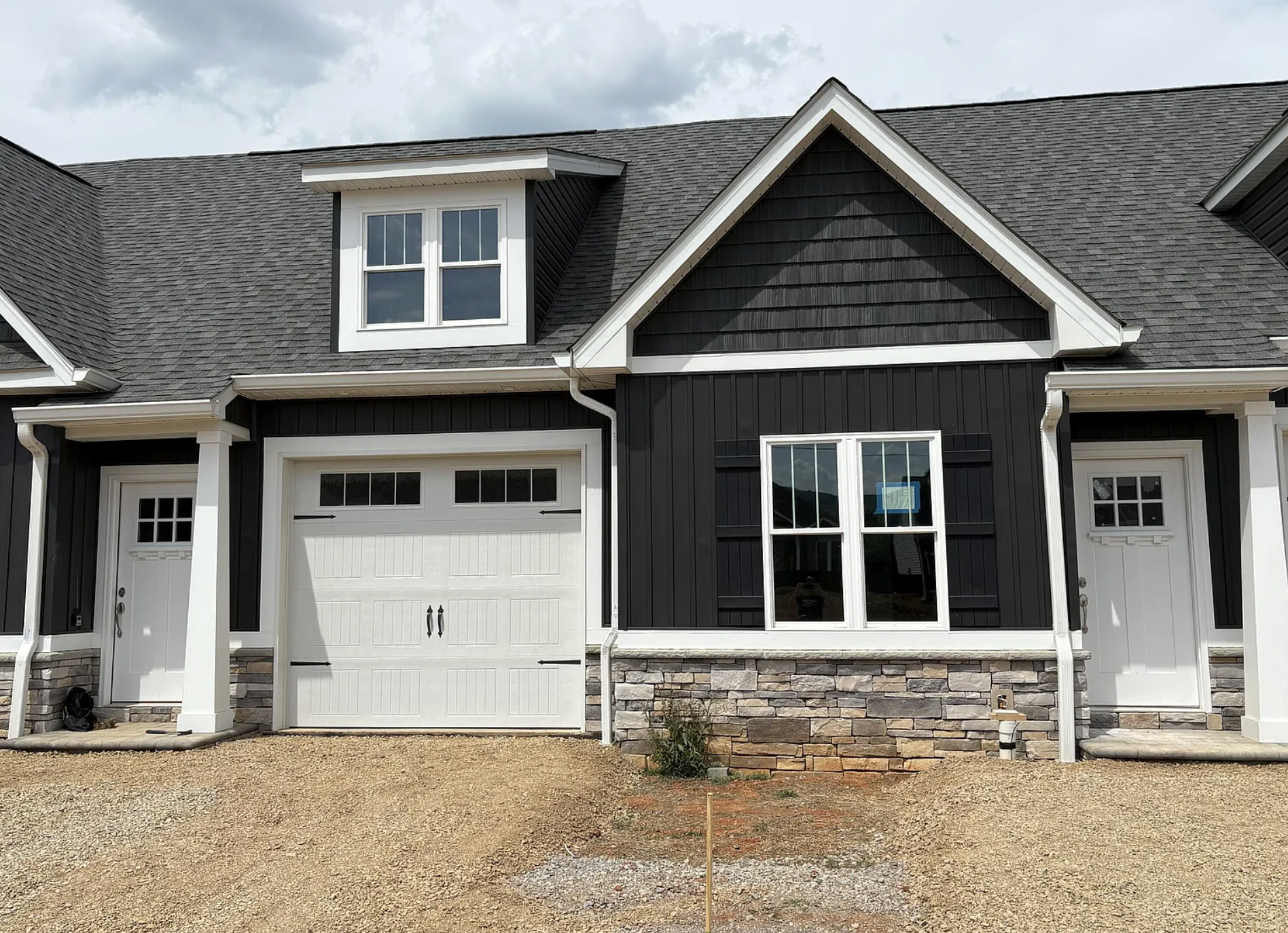 417 Kimball Ave - SOLD