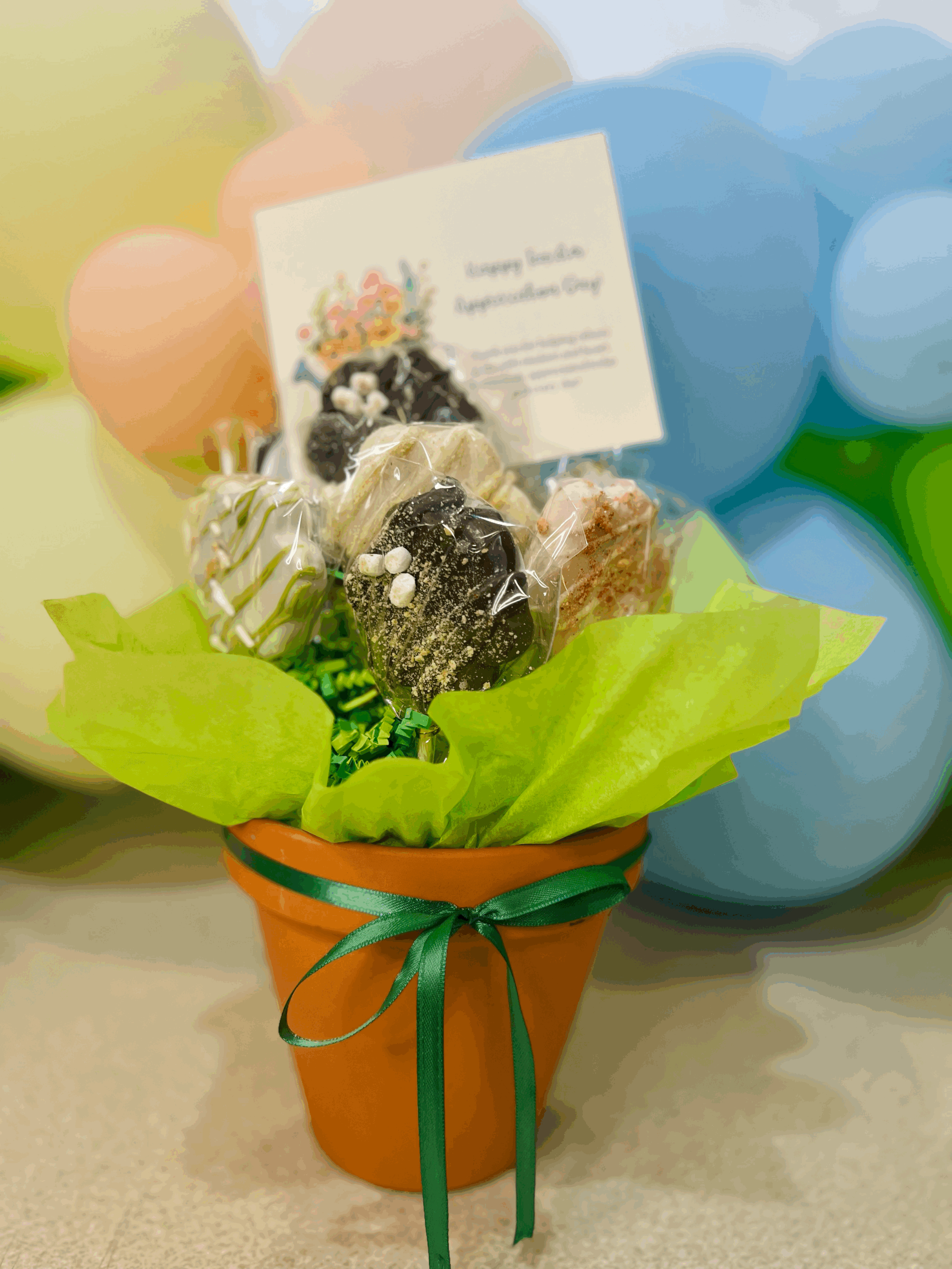 6" Cake Pop Arrangement (1 Dozen)