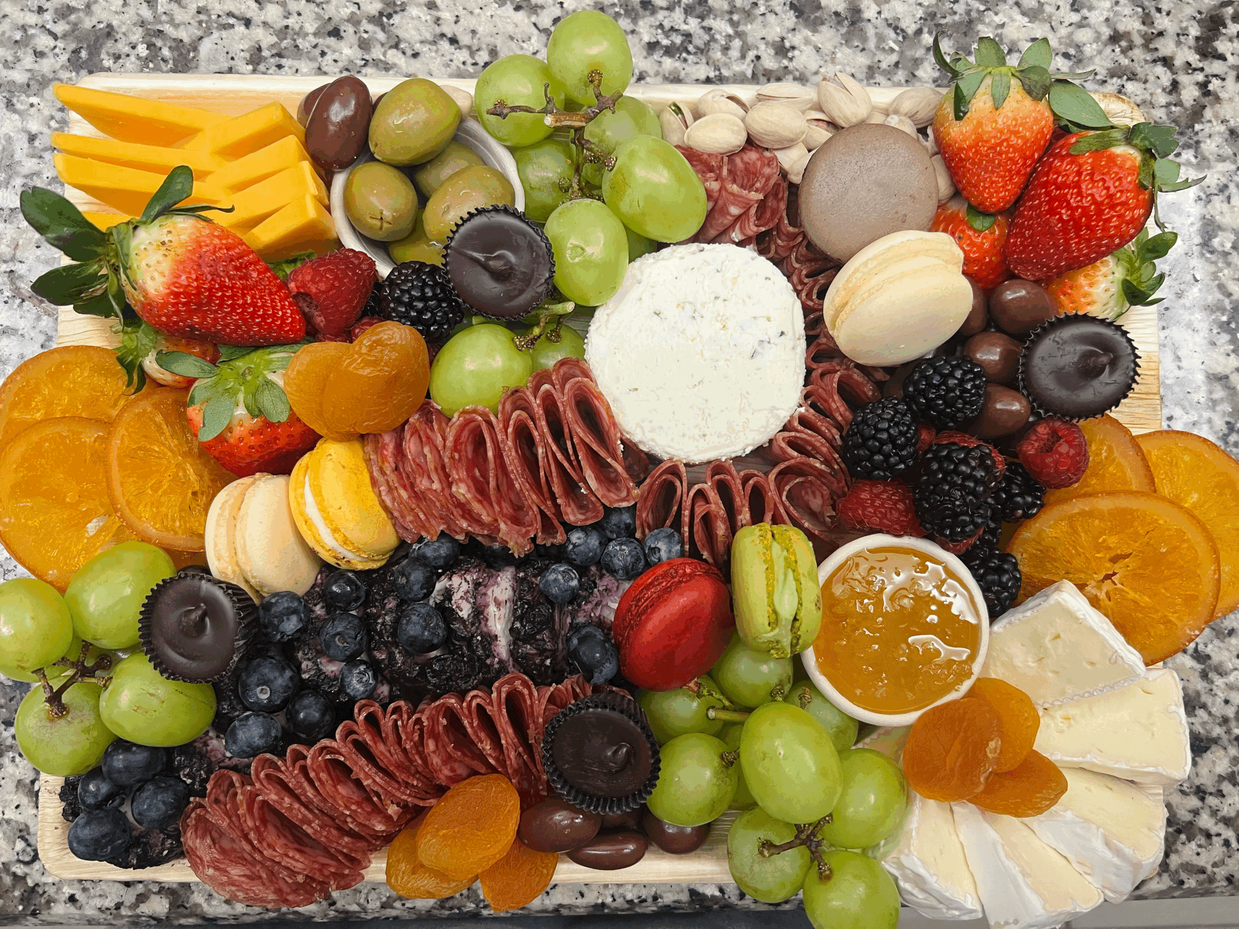 Medium Charcuterie & Cheese Board