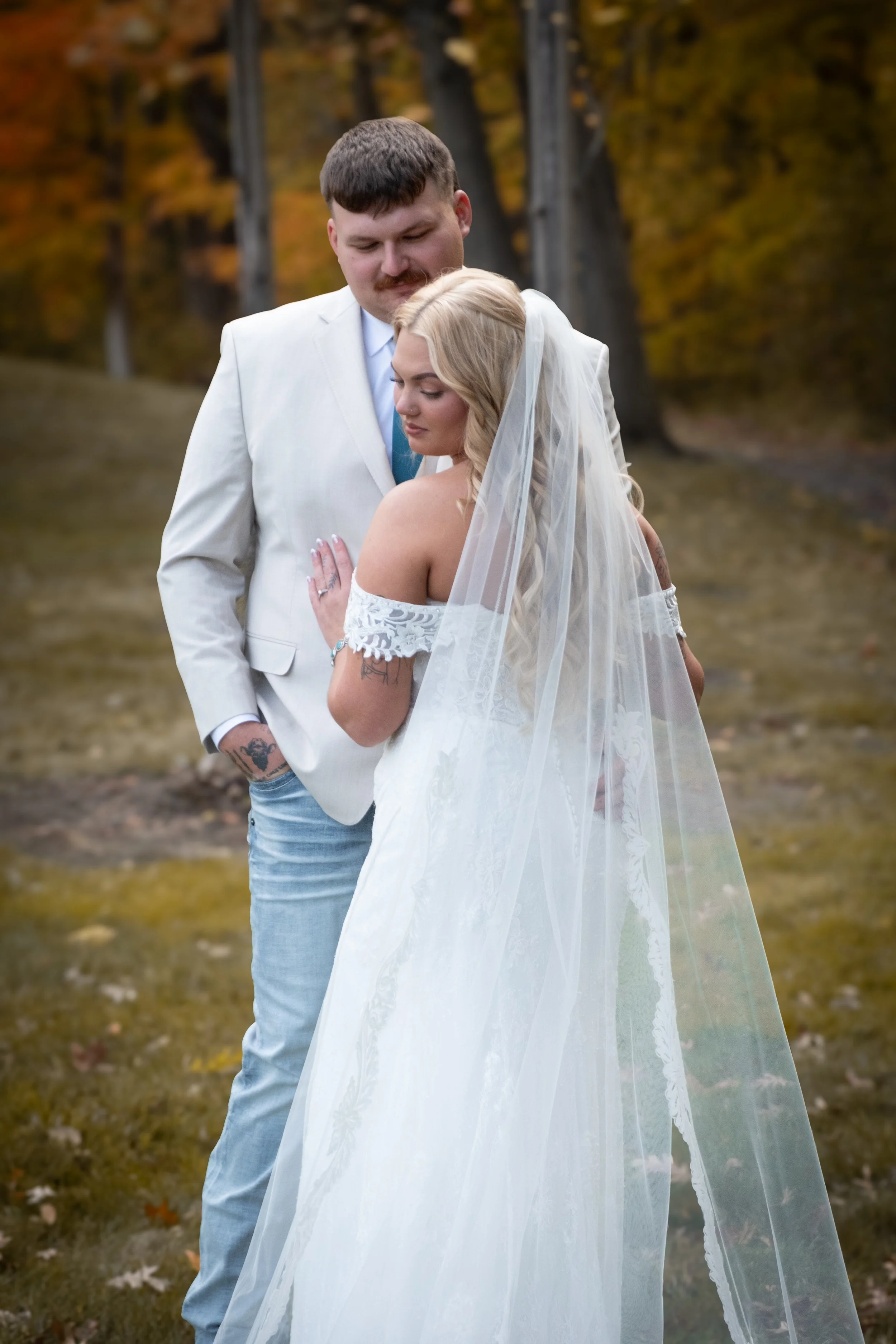 R&BJohnsonWedding_FirstLook_Portraits-50.jpg