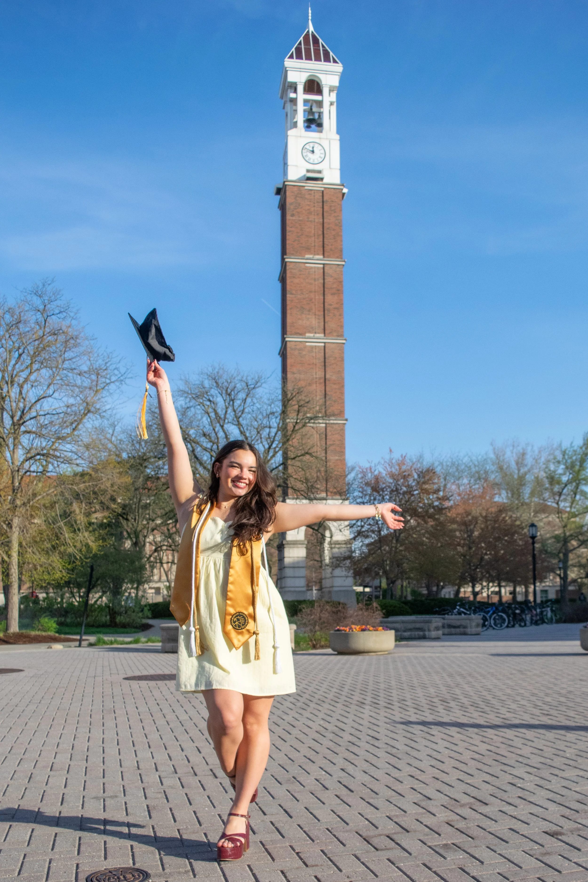 Arlene_Grad-61.jpg