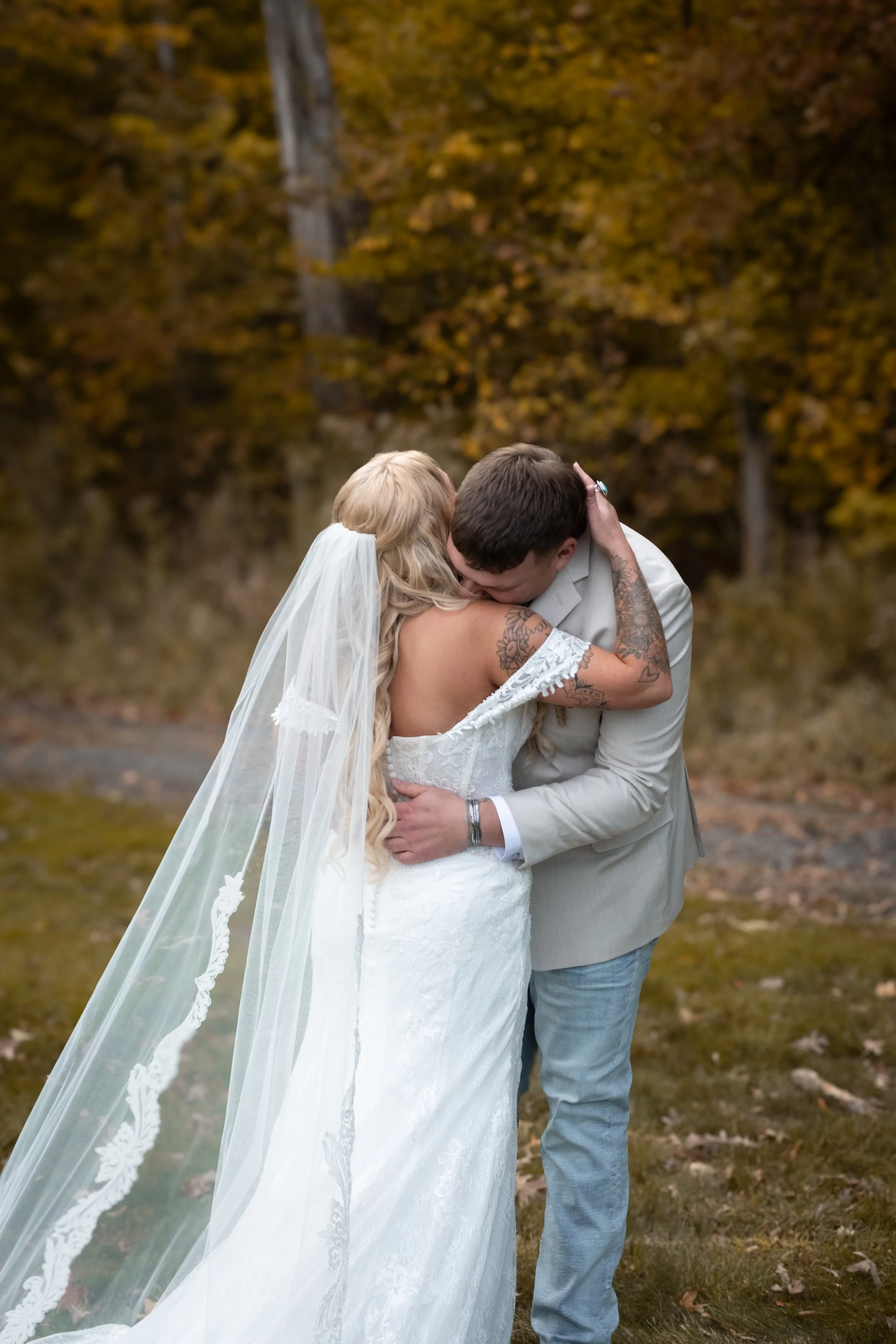 R&BJohnsonWedding_FirstLook_Portraits-6.jpg