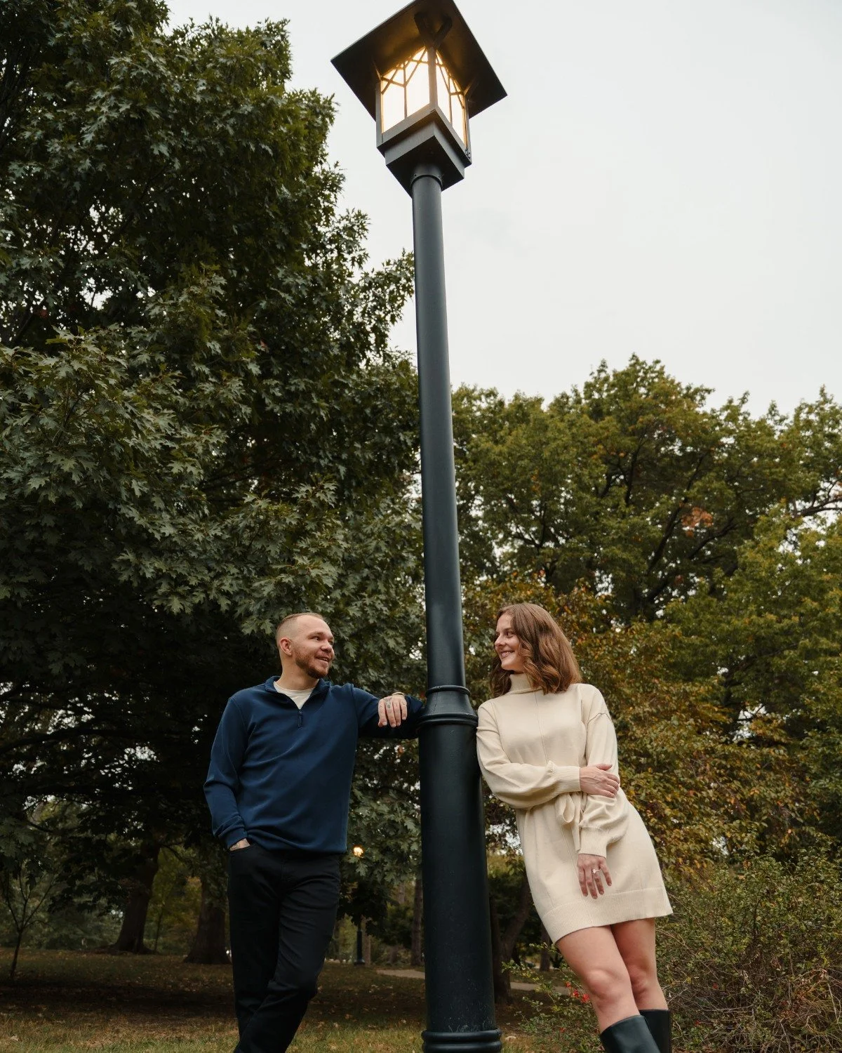 Now that the holidays are over and I've gotten to settle a bit into my new mom role, I finally feel like I have time to post some fall sessions! I will say, it's getting me sooo pumped for the 2026 wedding season! Looking back just reminds me how muc