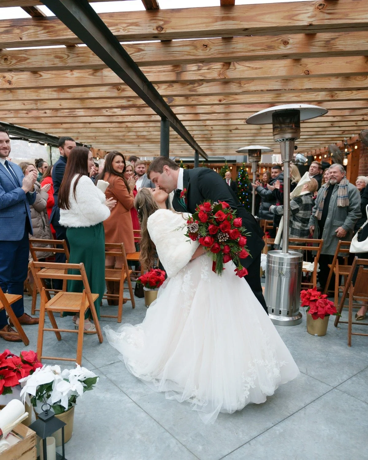 It feels like on a wedding day there's never enough time to get to know the other vendors involved, but at C + A's wedding I got to meet some new-to-me vendors and get their information! Often times couples ask me, "Who do you recommend for XYZ?