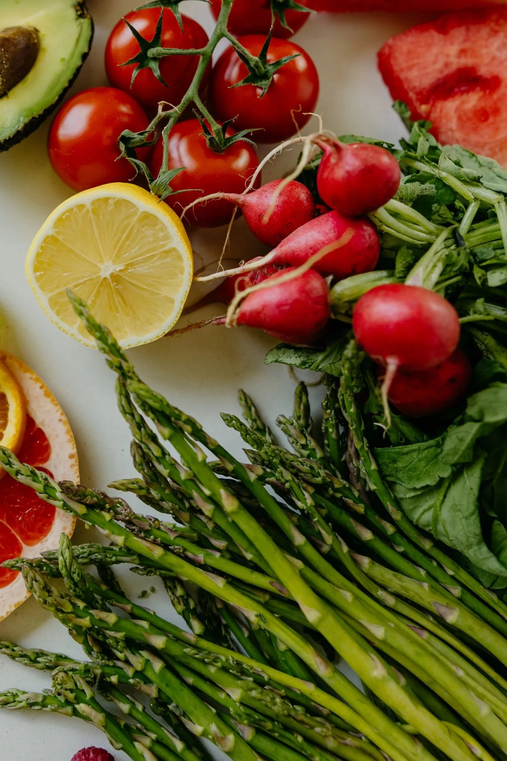 Aliments variés pour soutenir la diversité alimentaire chez un enfant avec TSA