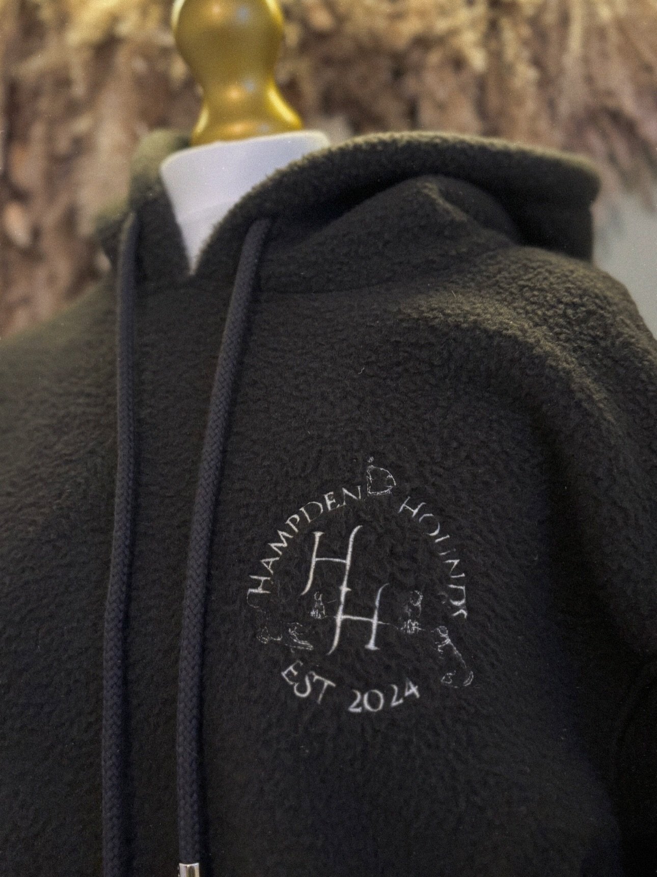 The perfect level of cosy and comfort for this weather🤎

Teddy Fleece Hoodie &bull; &pound;27.95 &bull;

Shop at the link in our bio 🔗

#TheHampdenHounds #HampdenHounds #DesignedWithYouAndThemInMind #SmallBusiness
