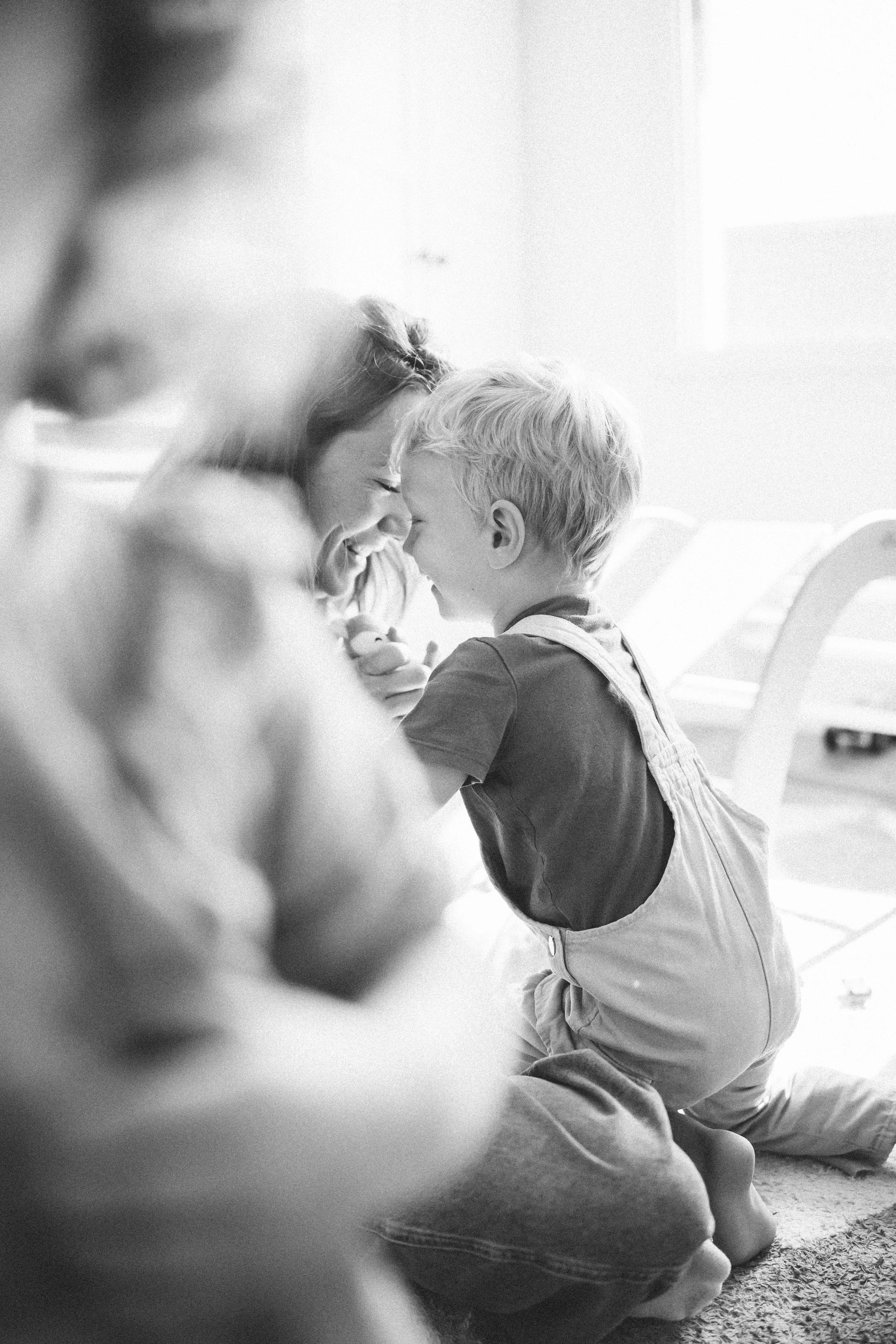 DeborahHitz-Motherhood-Homestory-Familienfotografie-26070.jpg