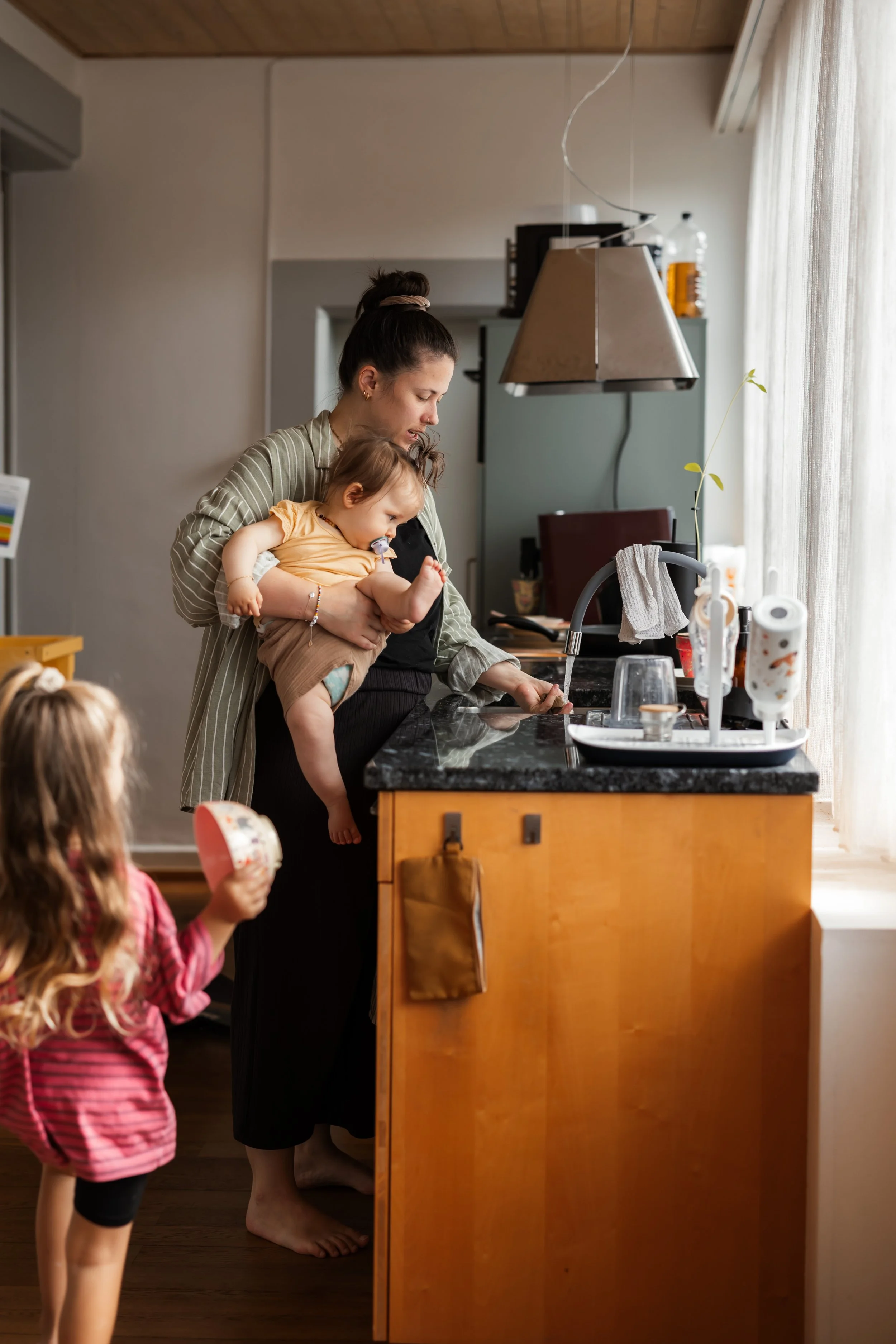 DeborahHitz-Motherhood-Homestory-Familienfotografie-26336.jpg