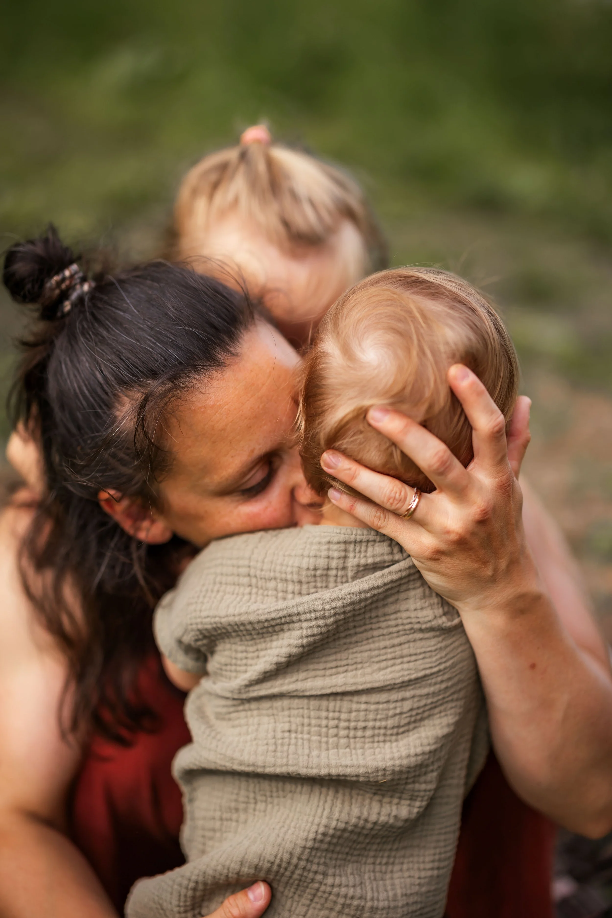 DeborahHitz-Mutterschaft-outdoor-motherhood-homestory-69.jpg