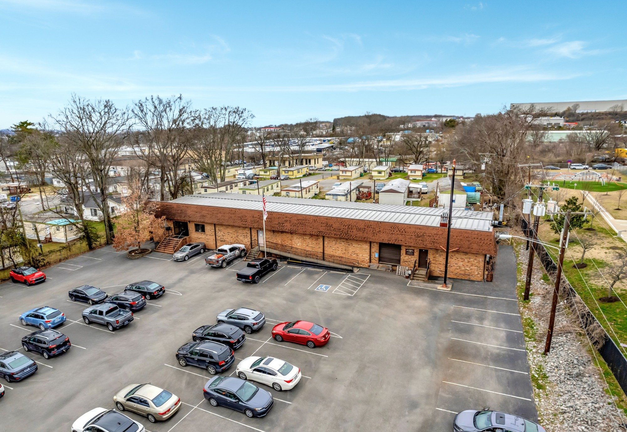 SPOTLIGHT: 2524 Dickerson Pike benefits from continued residential investment along the corridor. 💡 

Ryan Homes has submitted plans for 1,081 residential units at 237 Lemuel Rd, located just minutes from the property. This level of planned density 